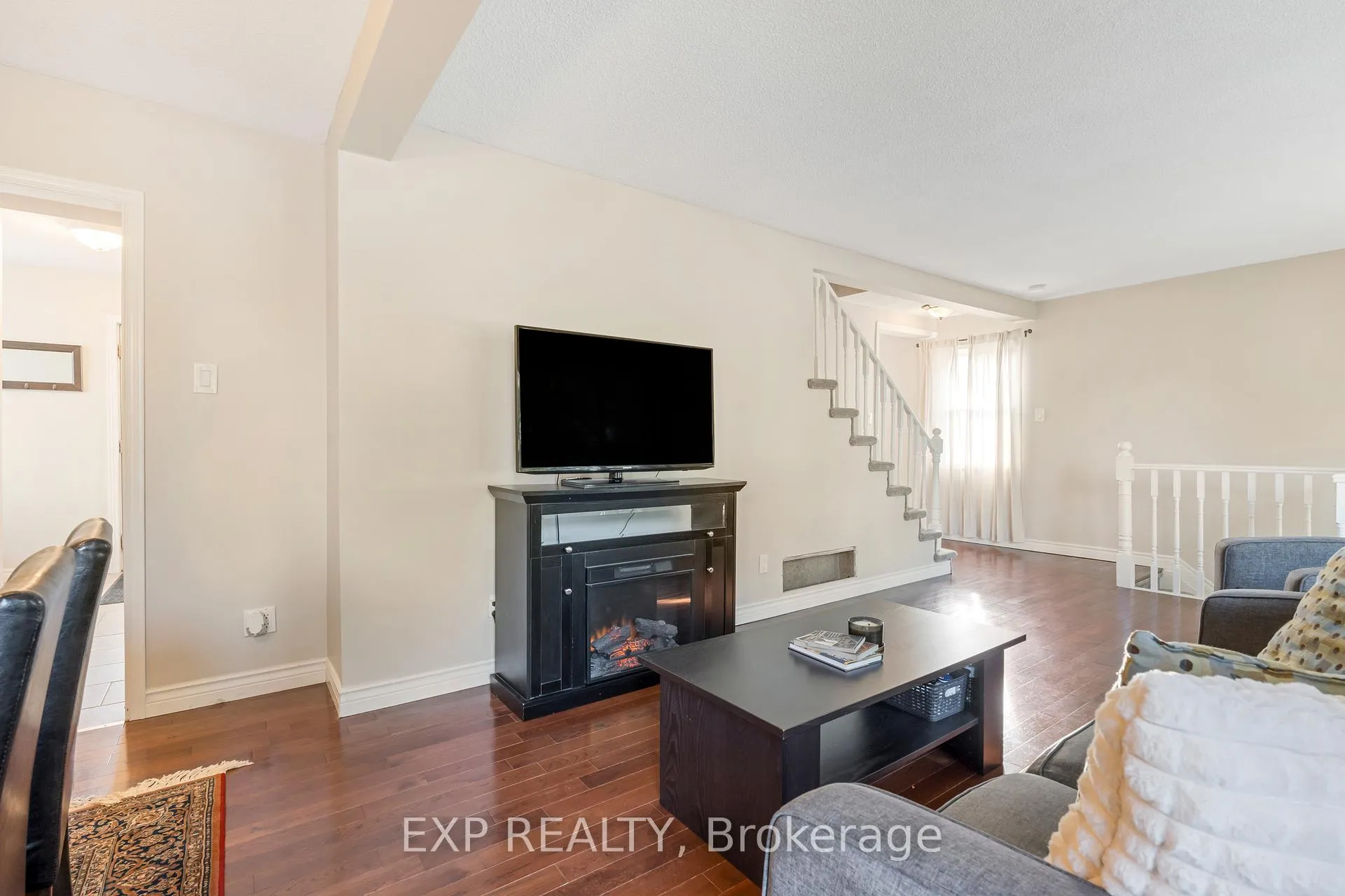 Photo 7 of 88 Rand Street, Hamilton, Stoney Creek Mountain — HOMEH