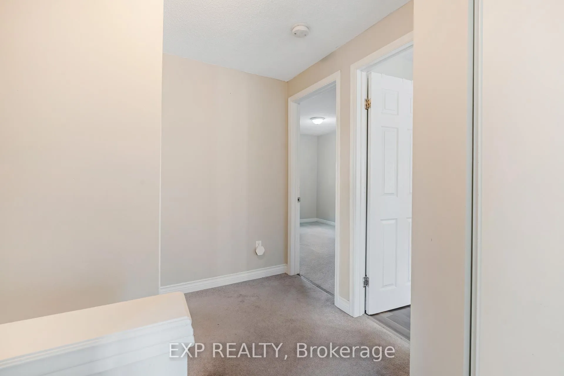 Photo 19 of 88 Rand Street, Hamilton, Stoney Creek Mountain — HOMEH