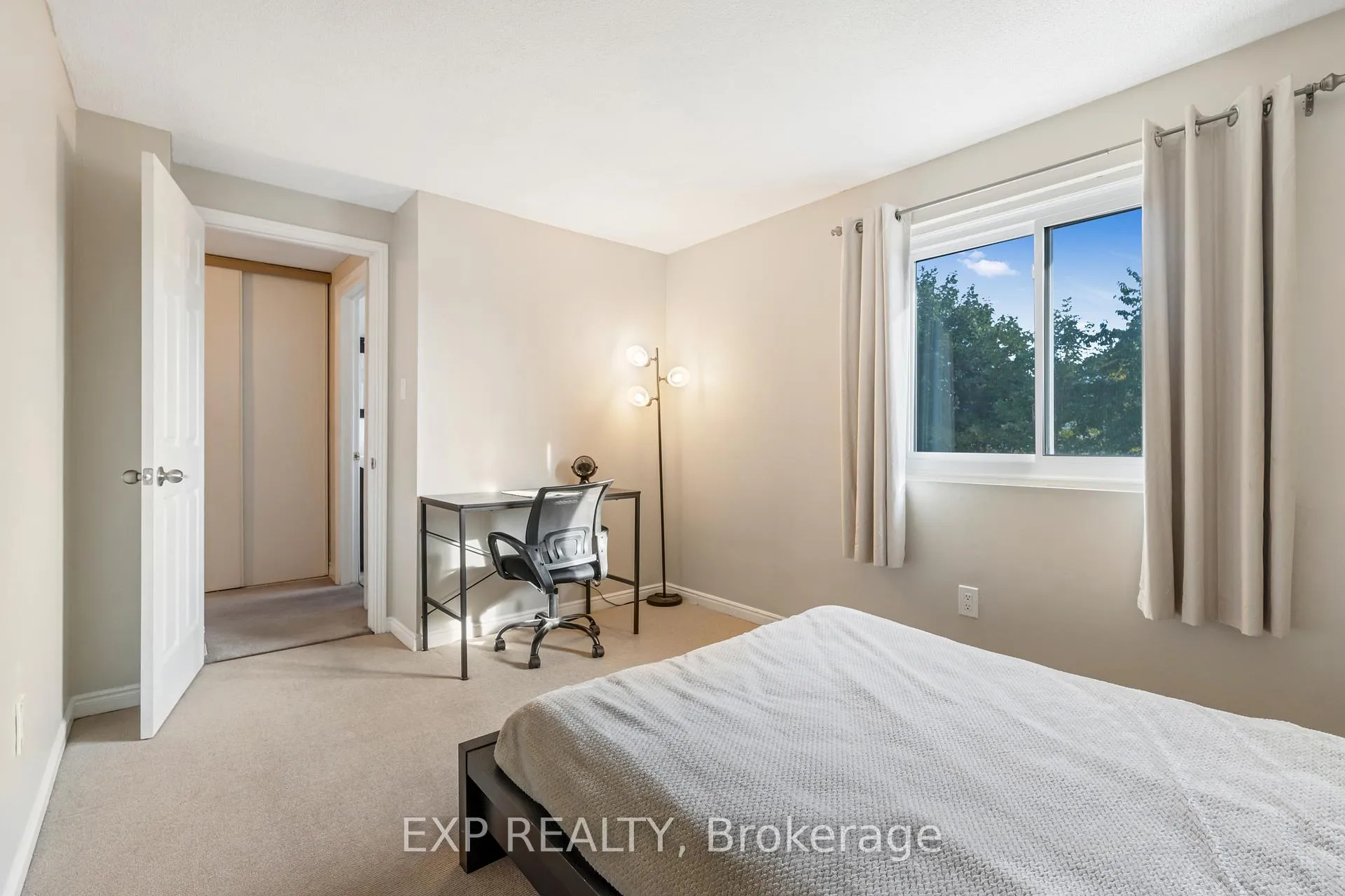 Photo 21 of 88 Rand Street, Hamilton, Stoney Creek Mountain — HOMEH