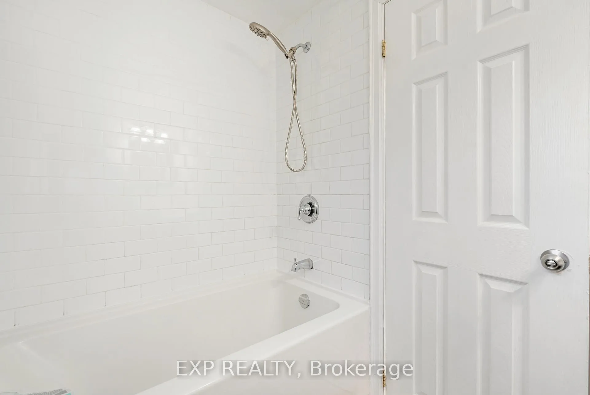 Photo 29 of 88 Rand Street, Hamilton, Stoney Creek Mountain — HOMEH