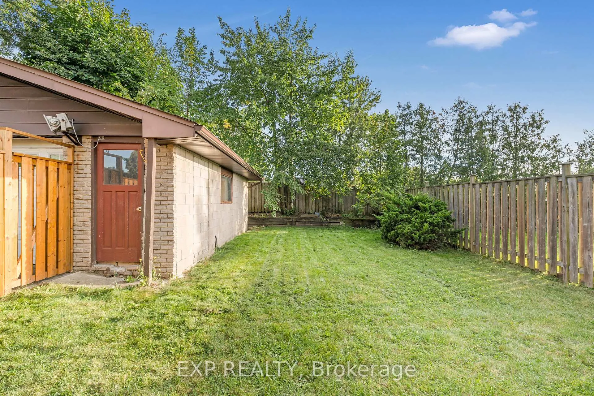 Photo 42 of 88 Rand Street, Hamilton, Stoney Creek Mountain — HOMEH