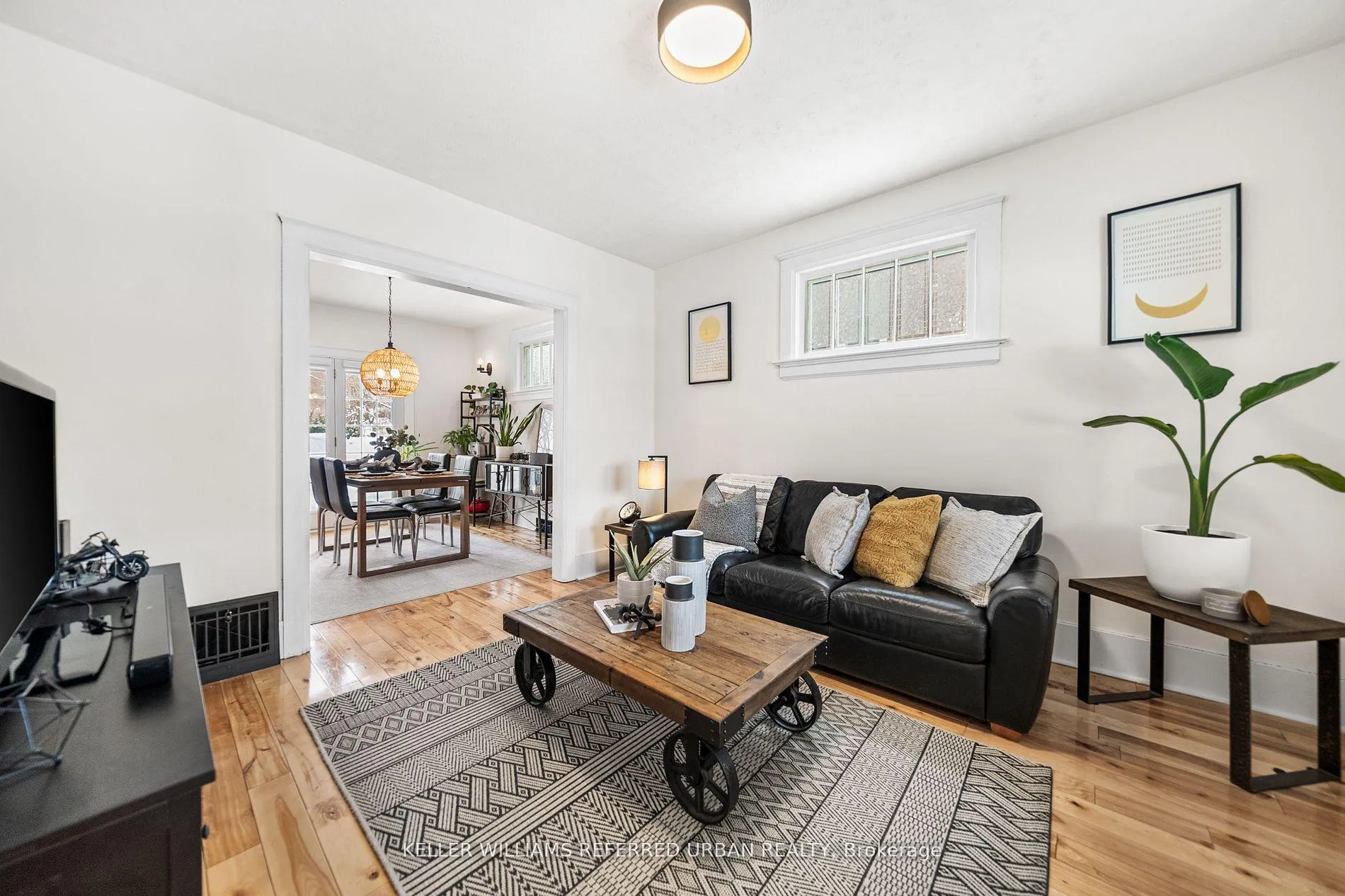 Photo 7 of 21 Major Street, Kitchener, Mount Hope Huron Park — HOMEH
