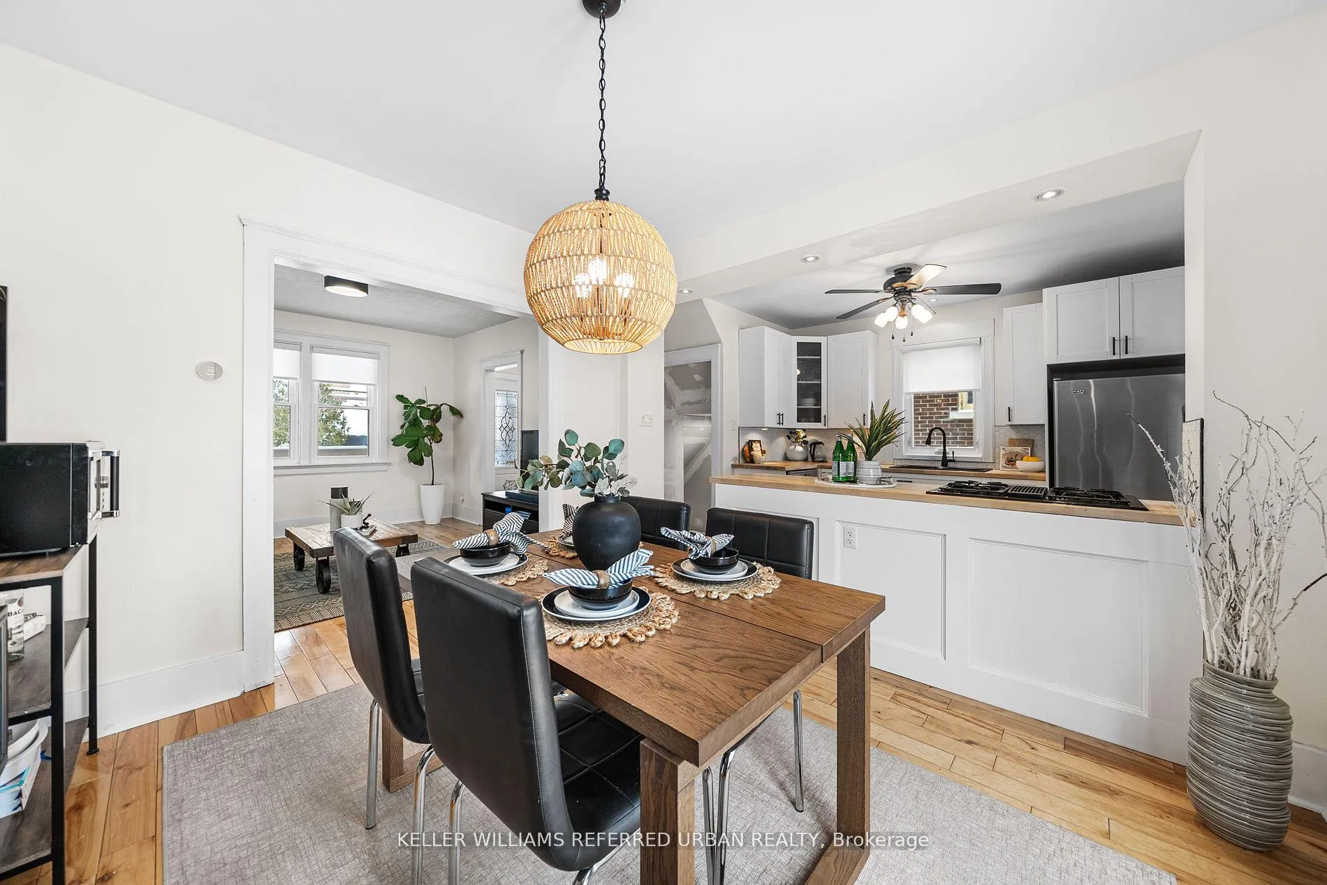 Photo 11 of 21 Major Street, Kitchener, Mount Hope Huron Park — HOMEH