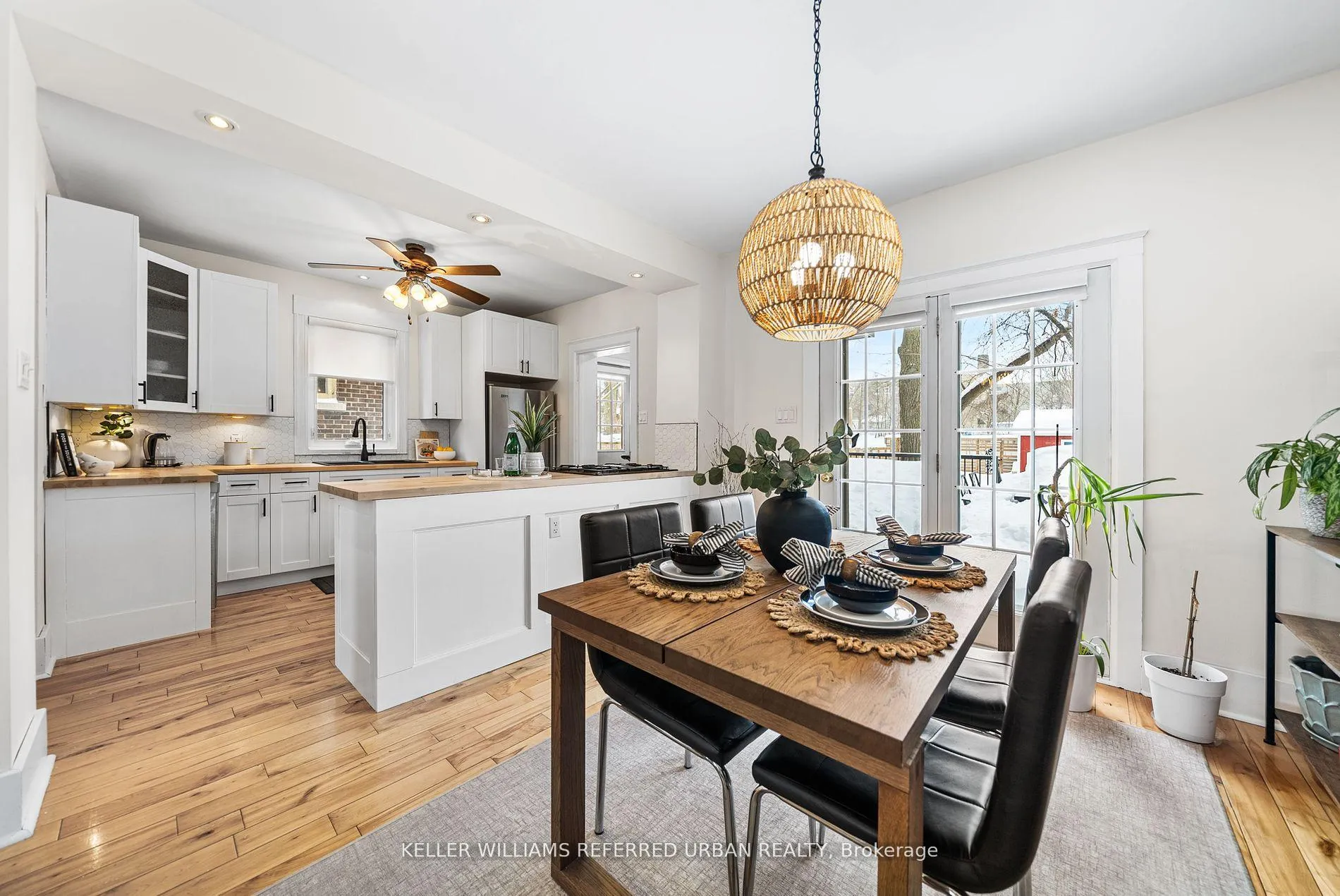 Photo 12 of 21 Major Street, Kitchener, Mount Hope Huron Park — HOMEH