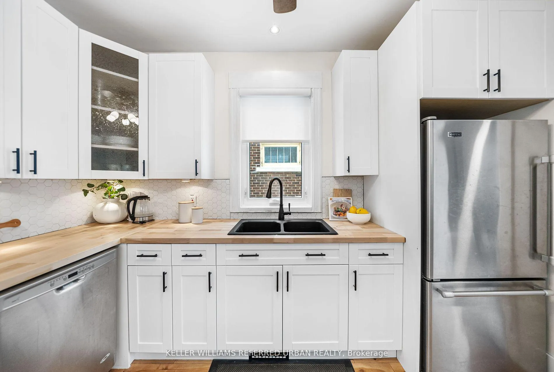 Photo 14 of 21 Major Street, Kitchener, Mount Hope Huron Park — HOMEH