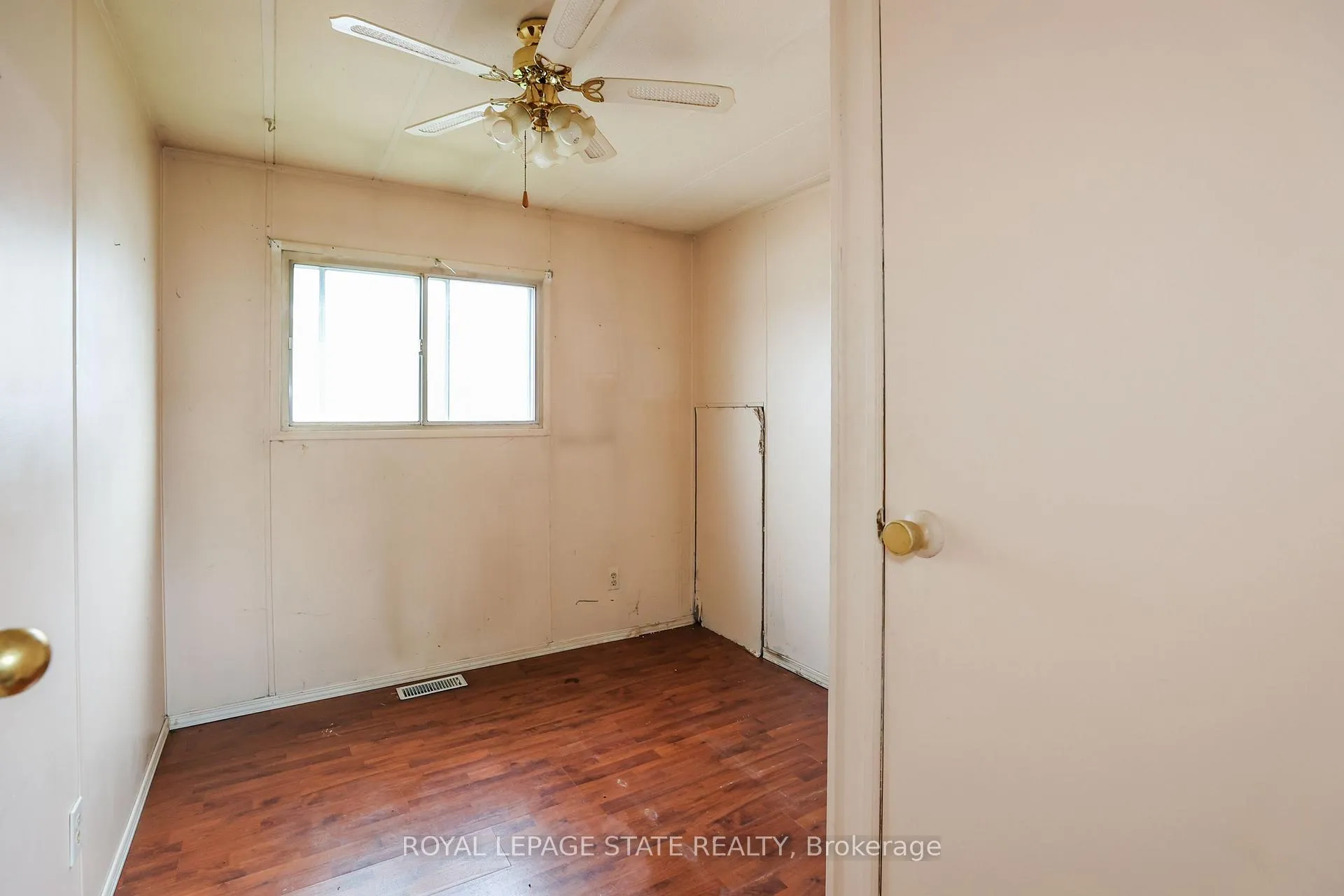 Photo 13 of 4452 Jonathan Lane, Lincoln, Beamsville — HOMEH