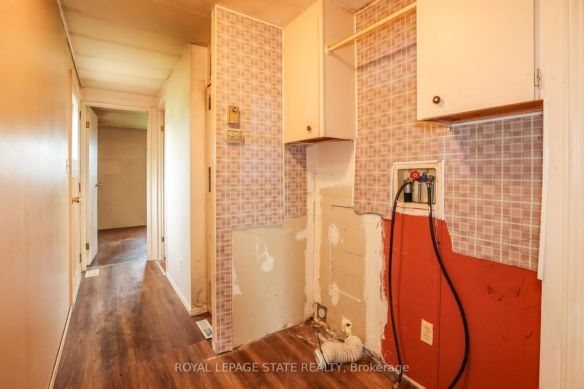 Photo 15 of 4452 Jonathan Lane, Lincoln, Beamsville — HOMEH