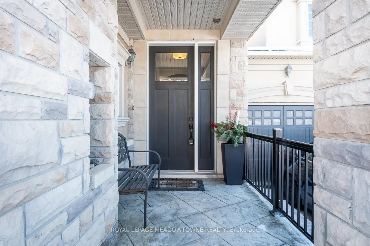 Photo 2 of Unit 20, 485 Pringle Avenue, Milton, Scott — HOMEH
