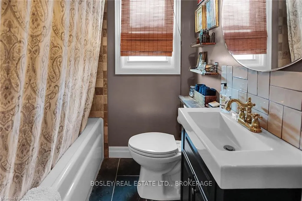 Photo 19 of 6746 Waters Avenue, Niagara Falls, Arad/Fallsview — HOMEH