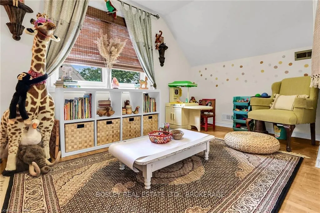 Photo 22 of 6746 Waters Avenue, Niagara Falls, Arad/Fallsview — HOMEH