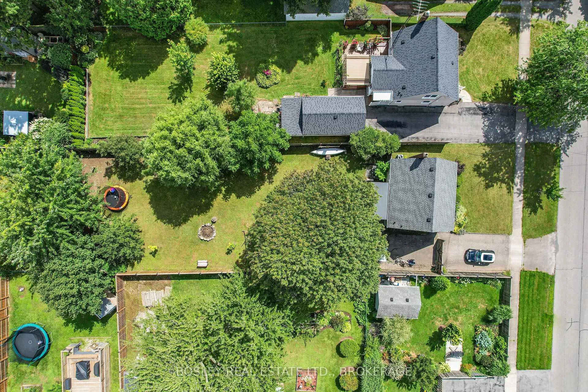 Photo 46 of 6746 Waters Avenue, Niagara Falls, Arad/Fallsview — HOMEH