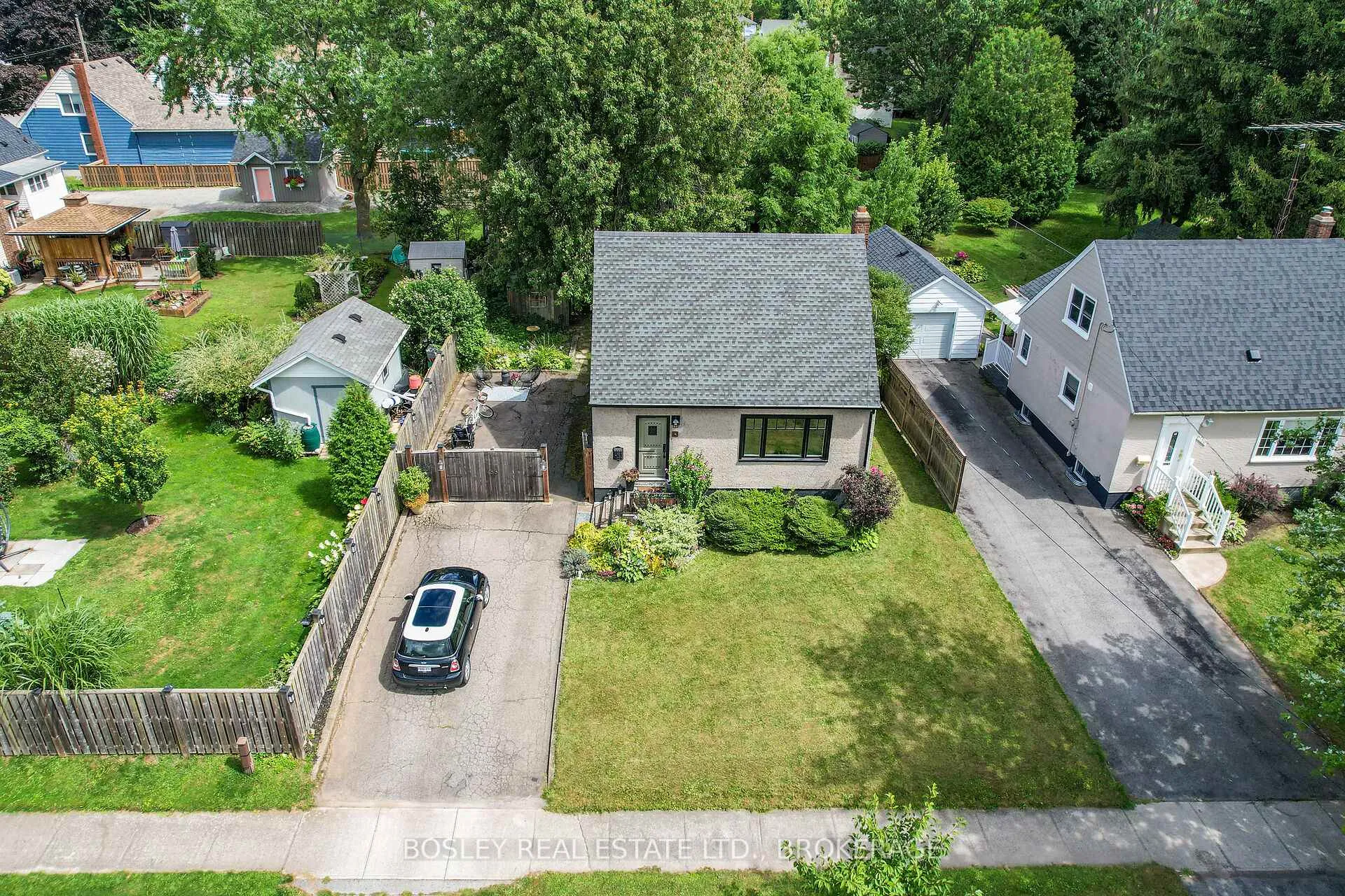 Photo 47 of 6746 Waters Avenue, Niagara Falls, Arad/Fallsview — HOMEH