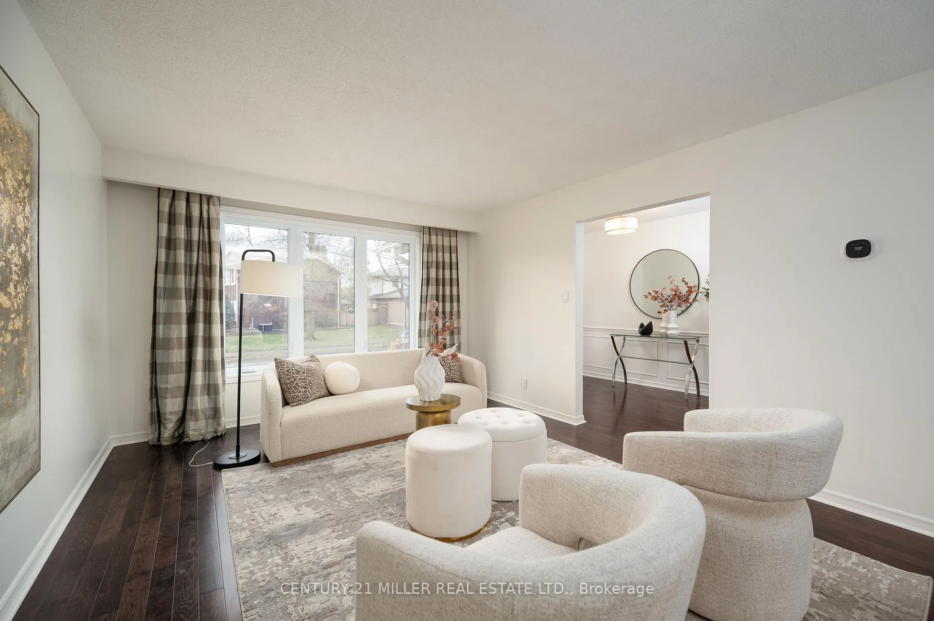 Photo 7 of 1296 Griffith Place, Oakville, Falgarwood — HOMEH