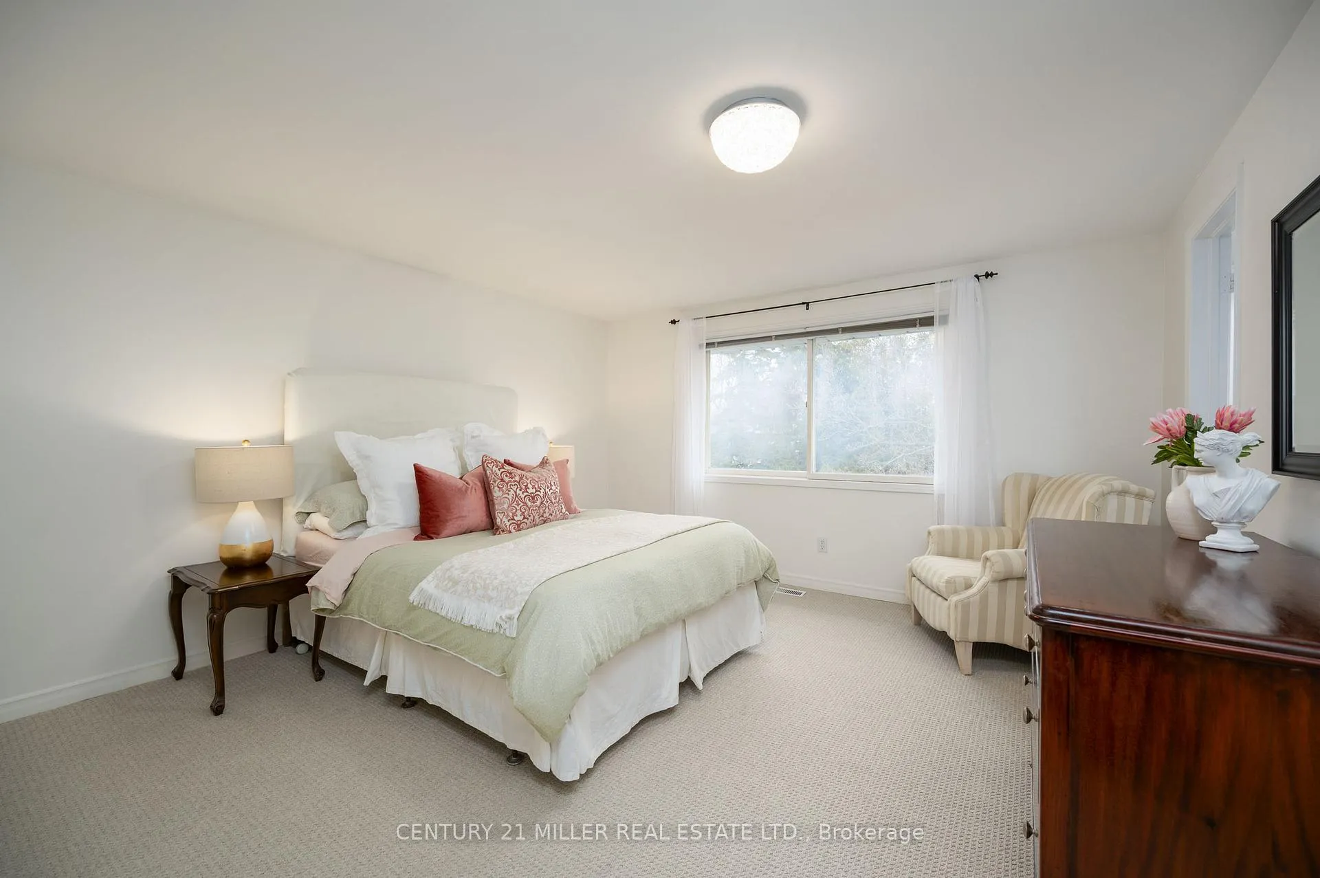 Photo 19 of 1296 Griffith Place, Oakville, Falgarwood — HOMEH