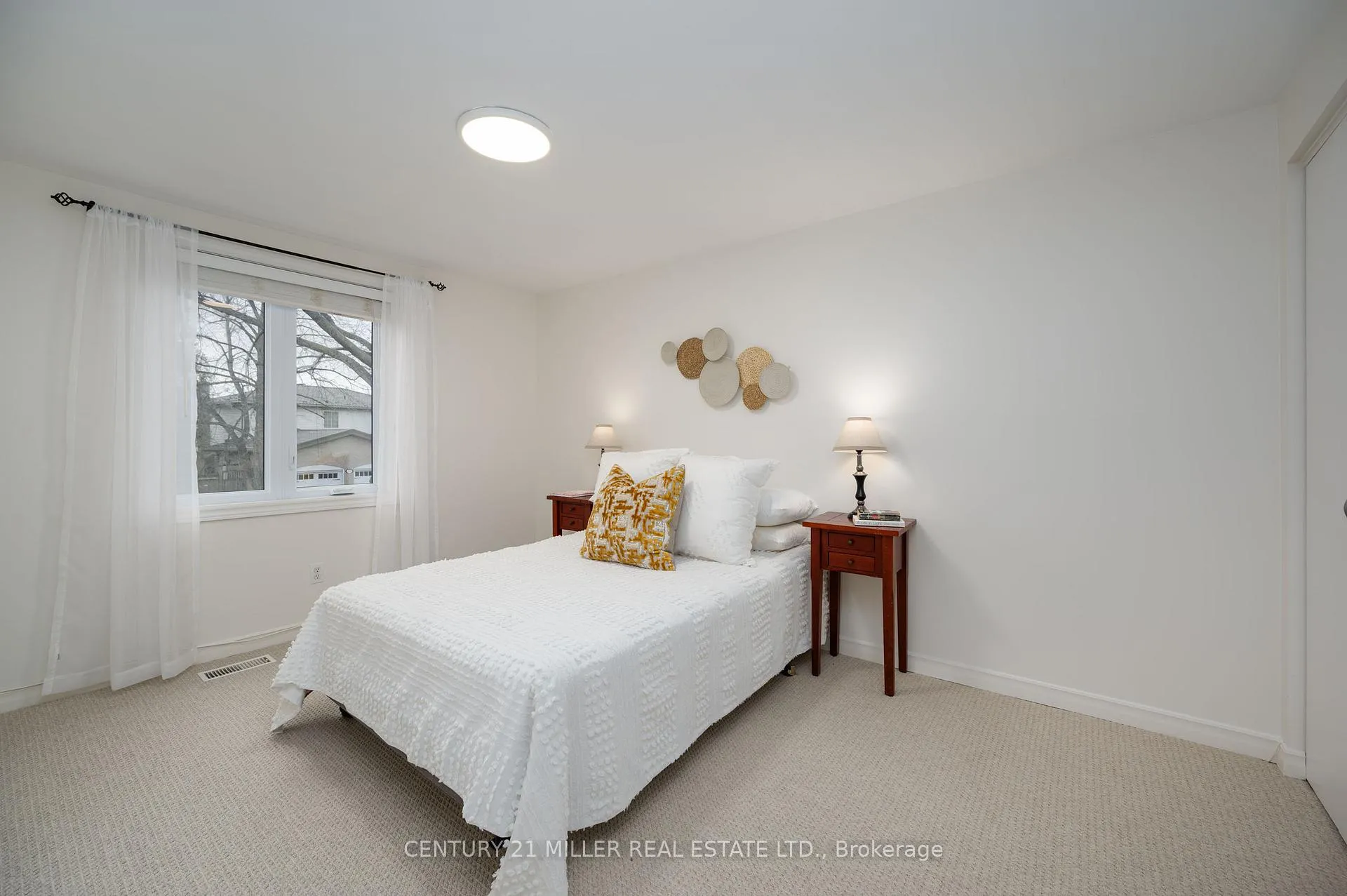 Photo 23 of 1296 Griffith Place, Oakville, Falgarwood — HOMEH