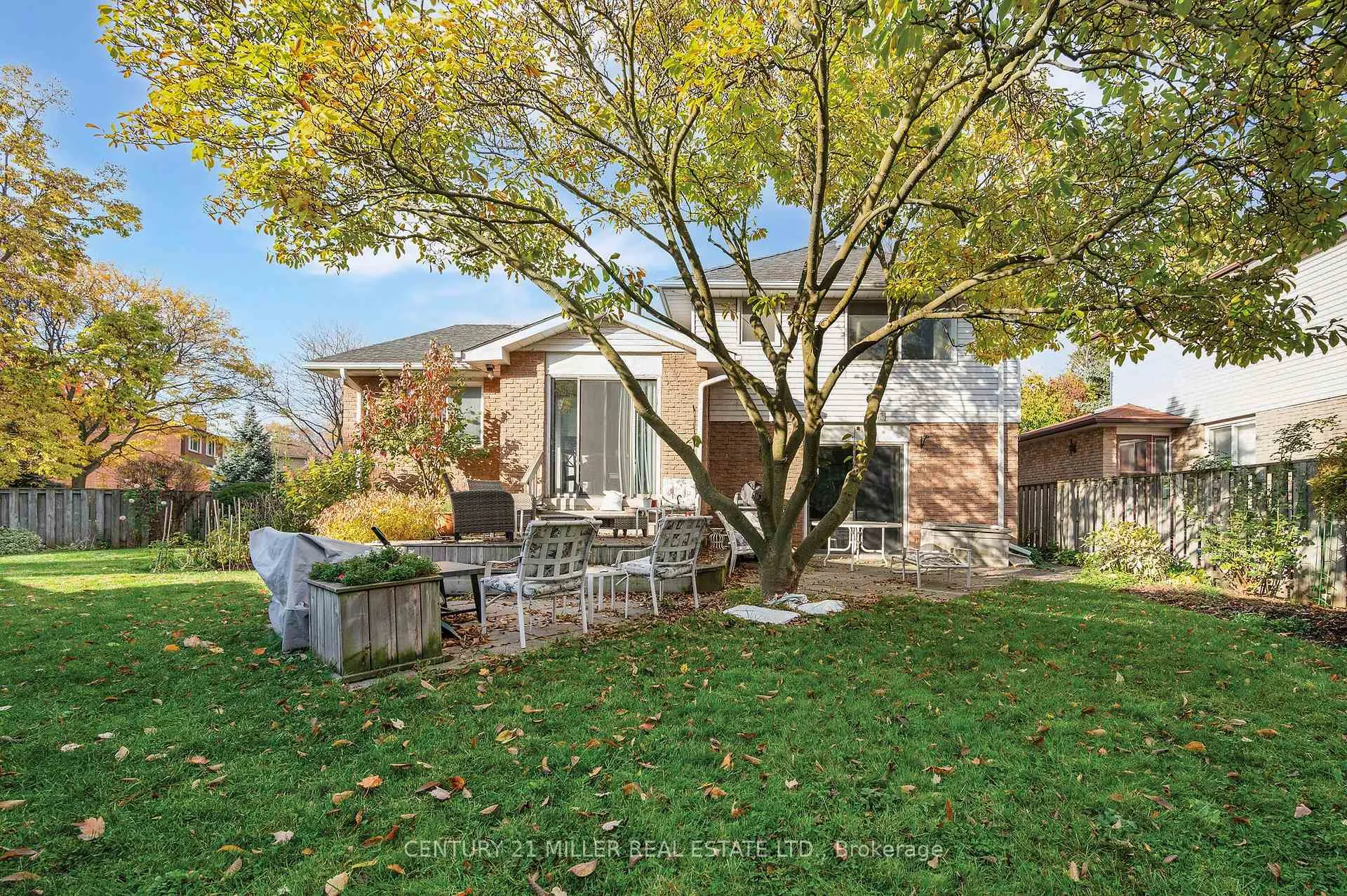 Photo 32 of 1296 Griffith Place, Oakville, Falgarwood — HOMEH