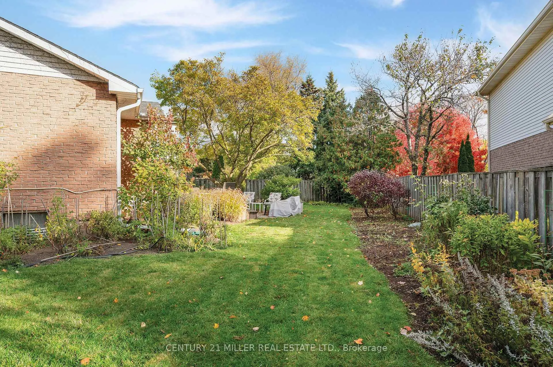Photo 36 of 1296 Griffith Place, Oakville, Falgarwood — HOMEH