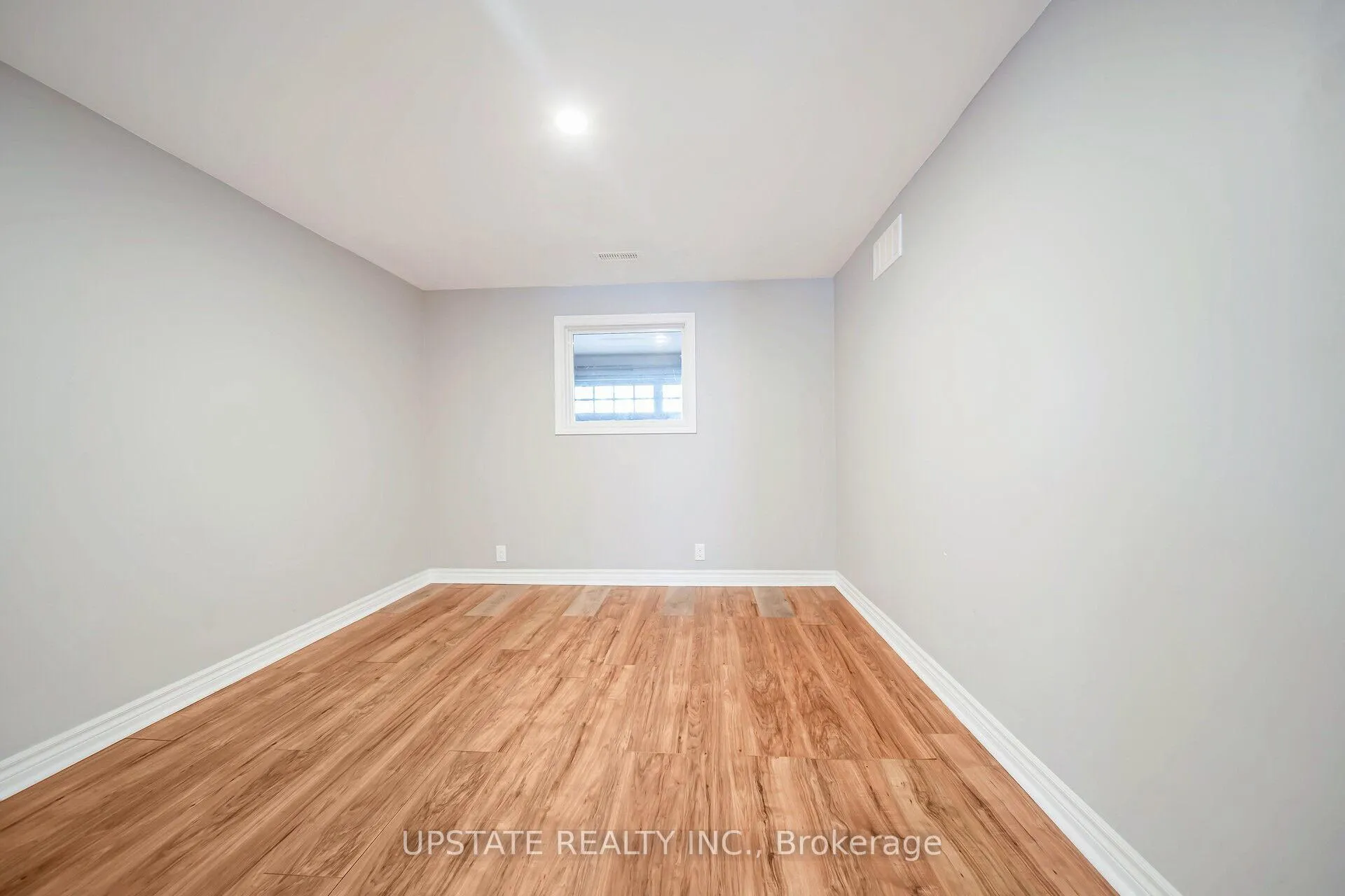 Photo 27 of 1773 Carousel Drive, Pickering, Rural Pickering — HOMEH