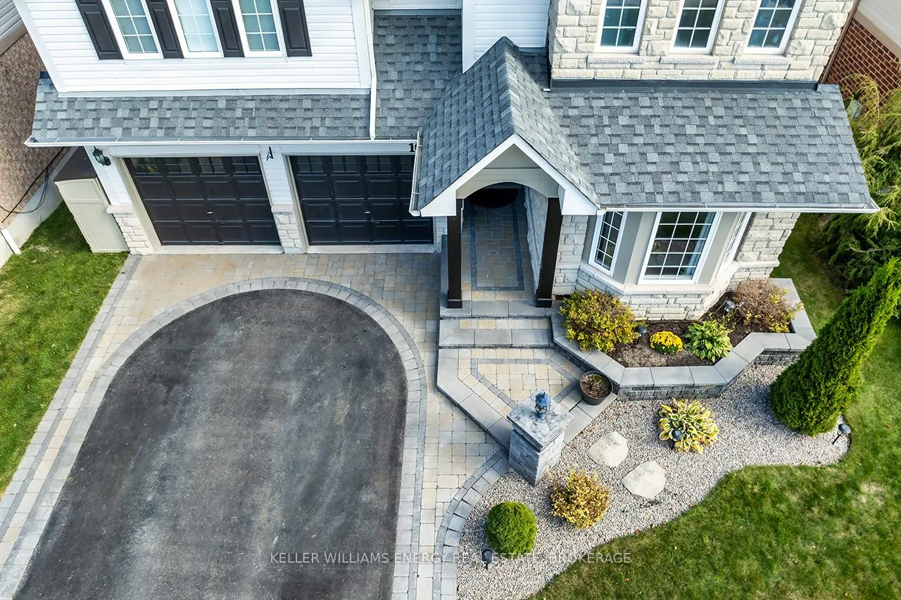 Photo 4 of 168 Millburn Drive, Clarington, Bowmanville — HOMEH