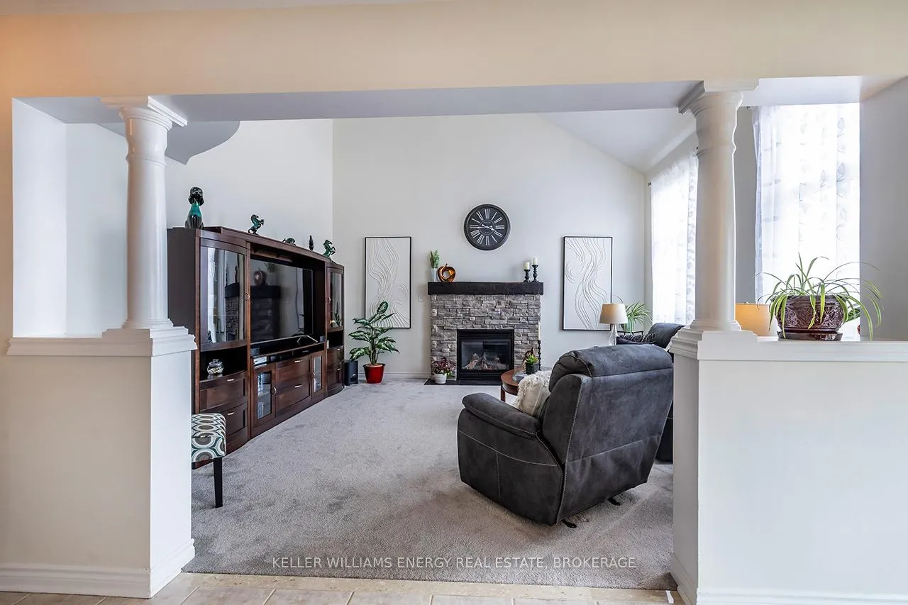 Photo 12 of 168 Millburn Drive, Clarington, Bowmanville — HOMEH
