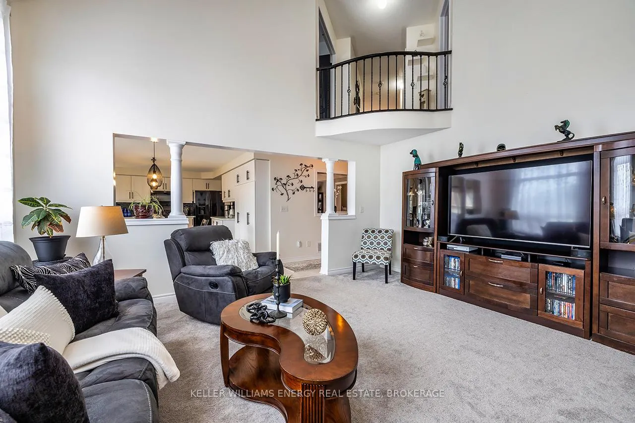 Photo 14 of 168 Millburn Drive, Clarington, Bowmanville — HOMEH