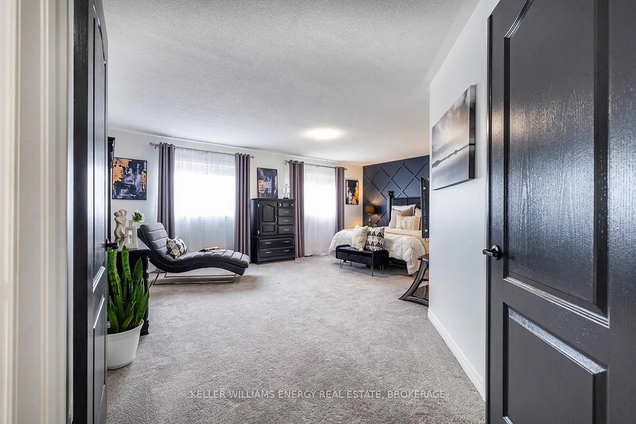 Photo 28 of 168 Millburn Drive, Clarington, Bowmanville — HOMEH