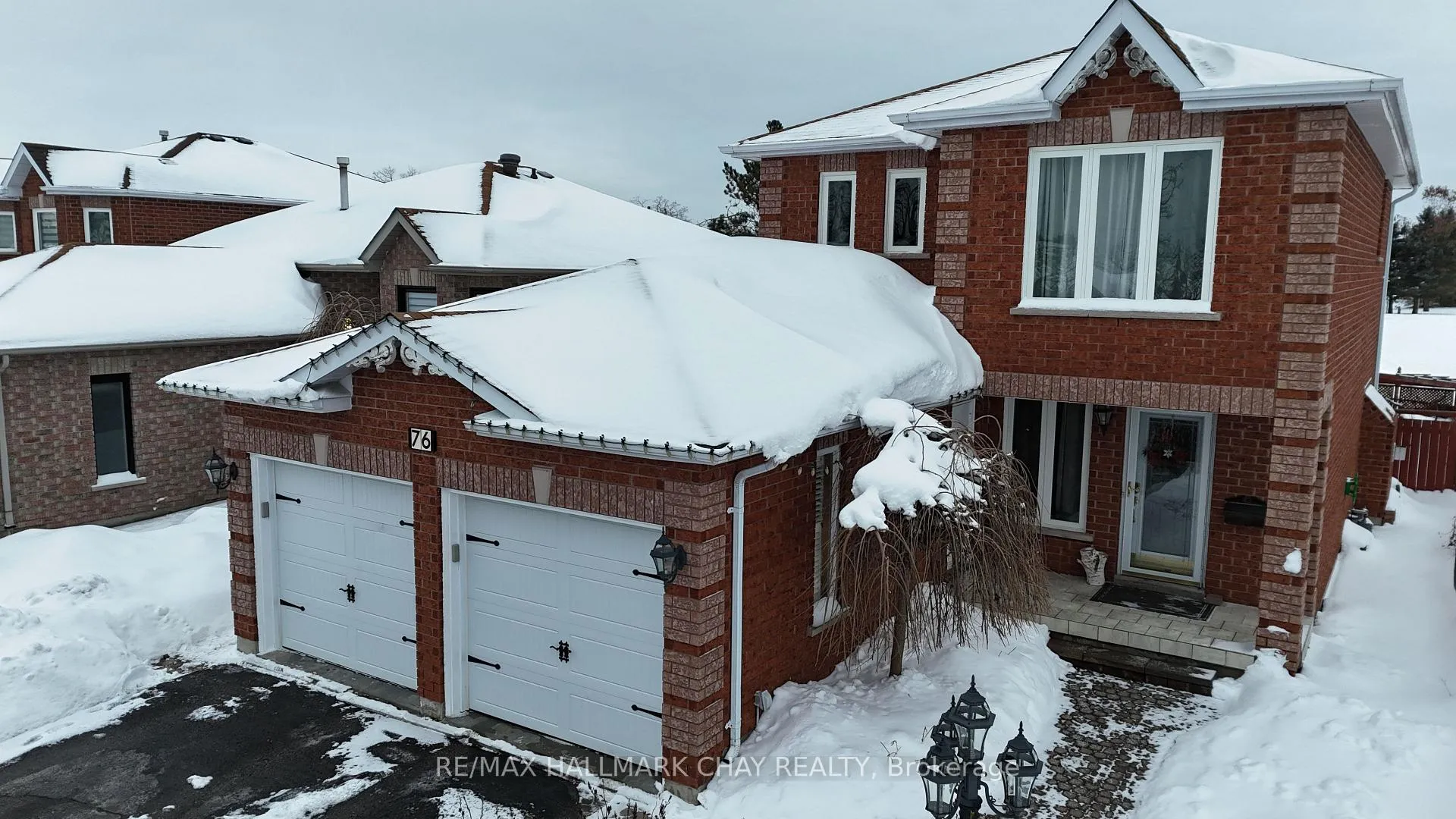 Photo 3 of 76 Hodgson Drive, Barrie, Northwest — HOMEH
