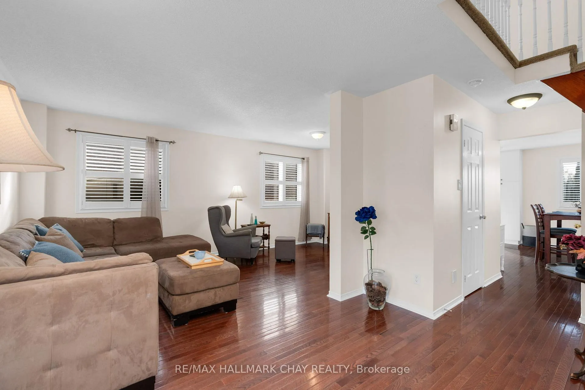 Photo 6 of 76 Hodgson Drive, Barrie, Northwest — HOMEH