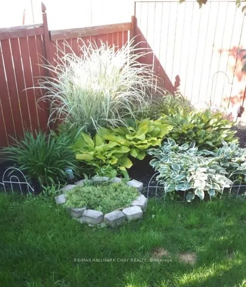 Photo 32 of 76 Hodgson Drive, Barrie, Northwest — HOMEH
