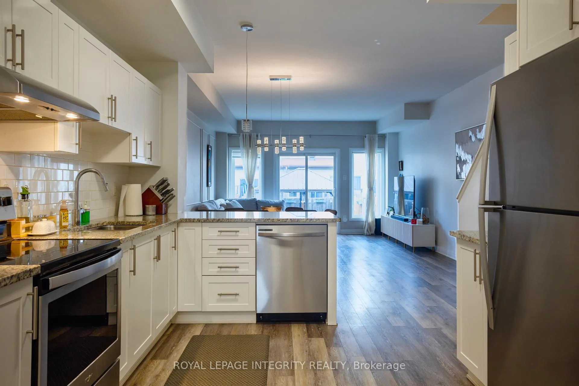 Photo 8 of 36 Mona Mcbride Drive, Arnprior — HOMEH