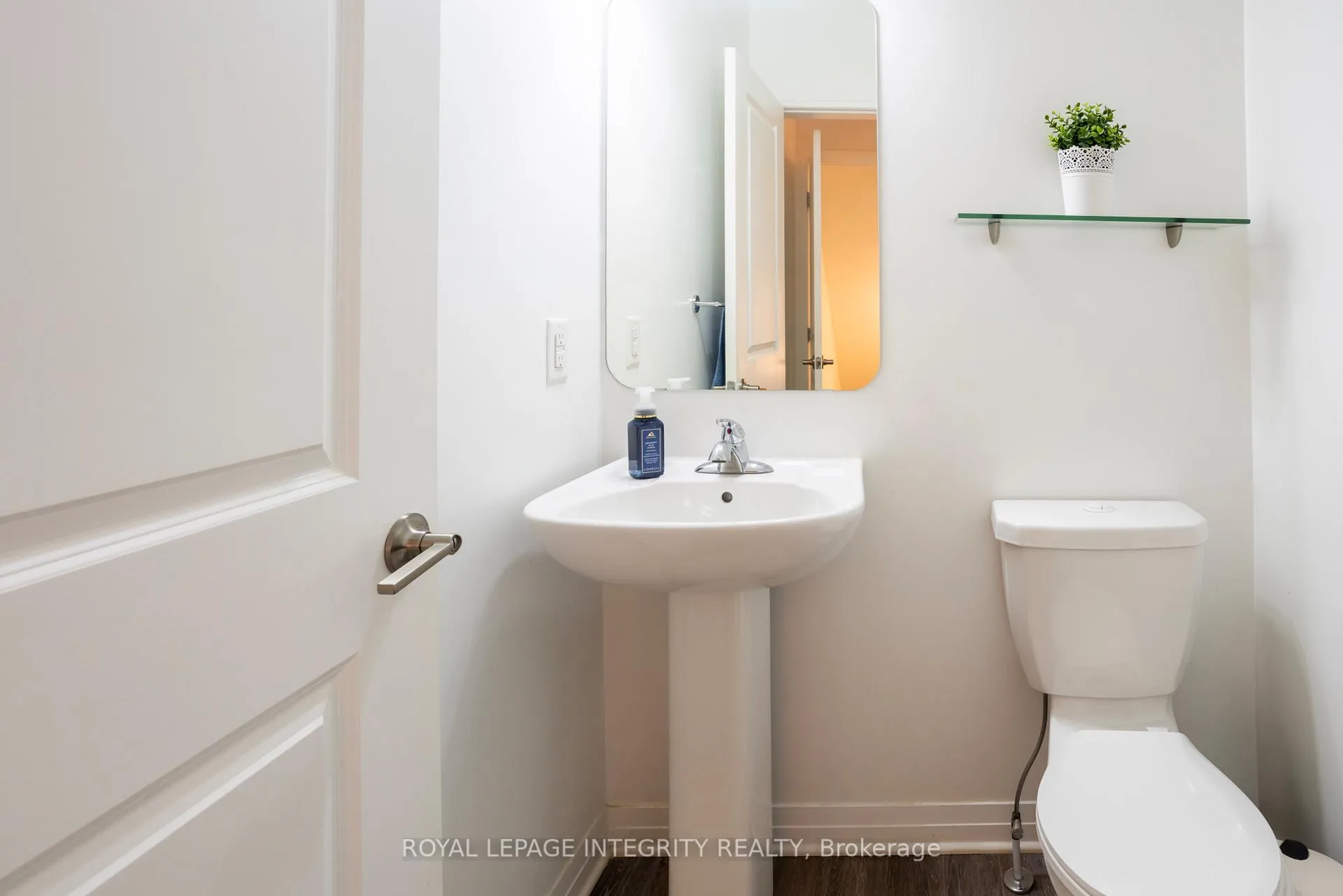 Photo 23 of 36 Mona Mcbride Drive, Arnprior — HOMEH