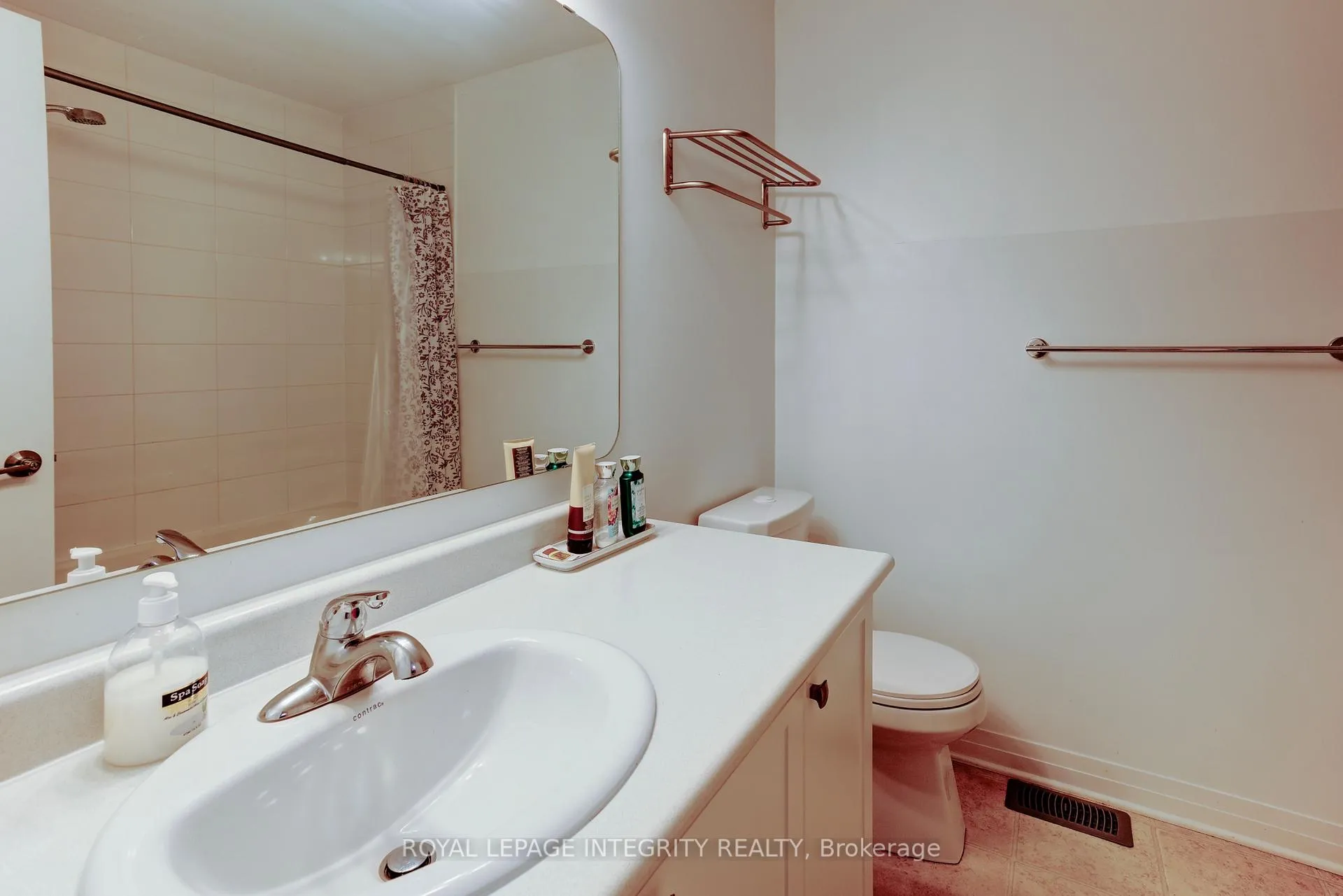 Photo 32 of 36 Mona Mcbride Drive, Arnprior — HOMEH