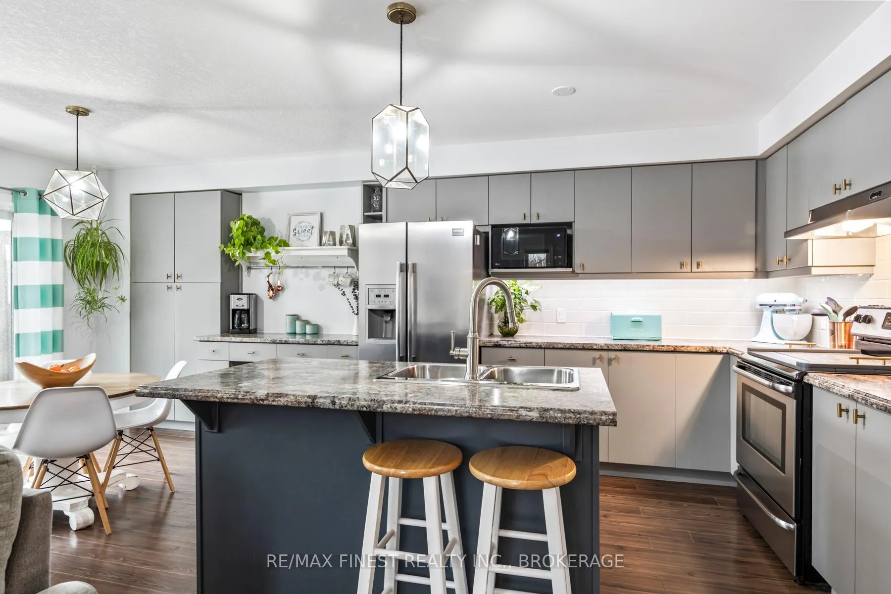 Photo 17 of 1070 Redwood Crescent, Kingston, City Northwest — HOMEH