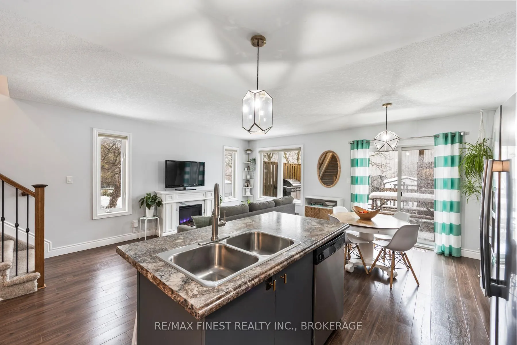 Photo 19 of 1070 Redwood Crescent, Kingston, City Northwest — HOMEH