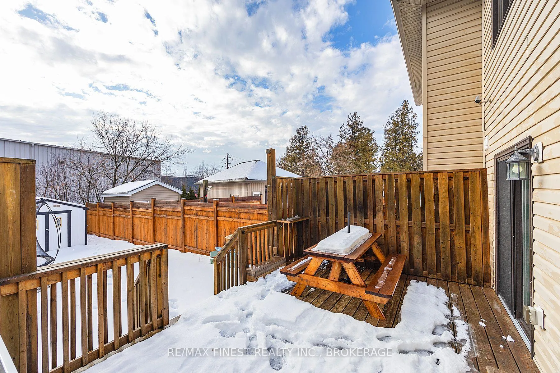 Photo 42 of 1070 Redwood Crescent, Kingston, City Northwest — HOMEH