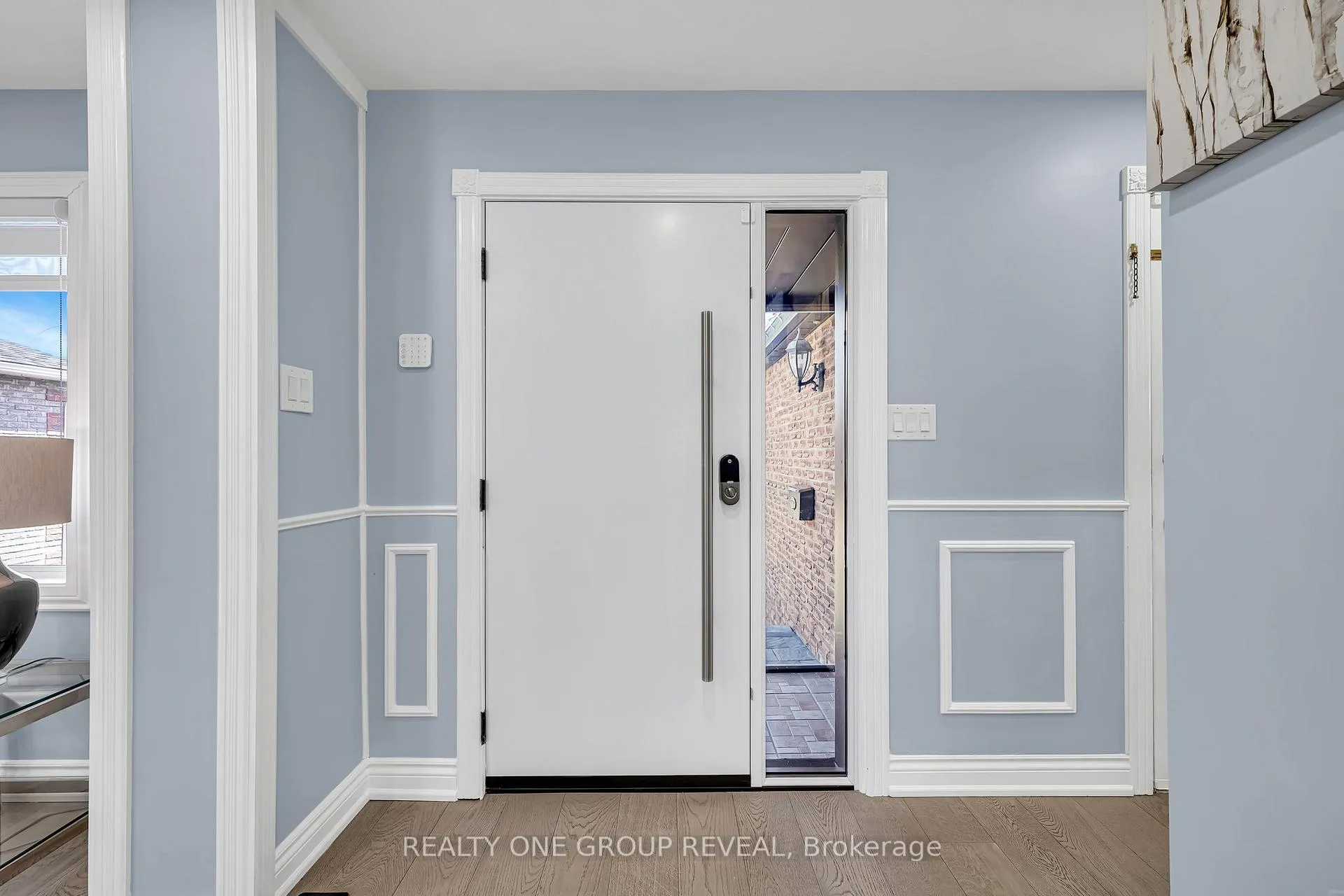 Photo 10 of 828 White Ash Drive, Whitby, Williamsburg — HOMEH