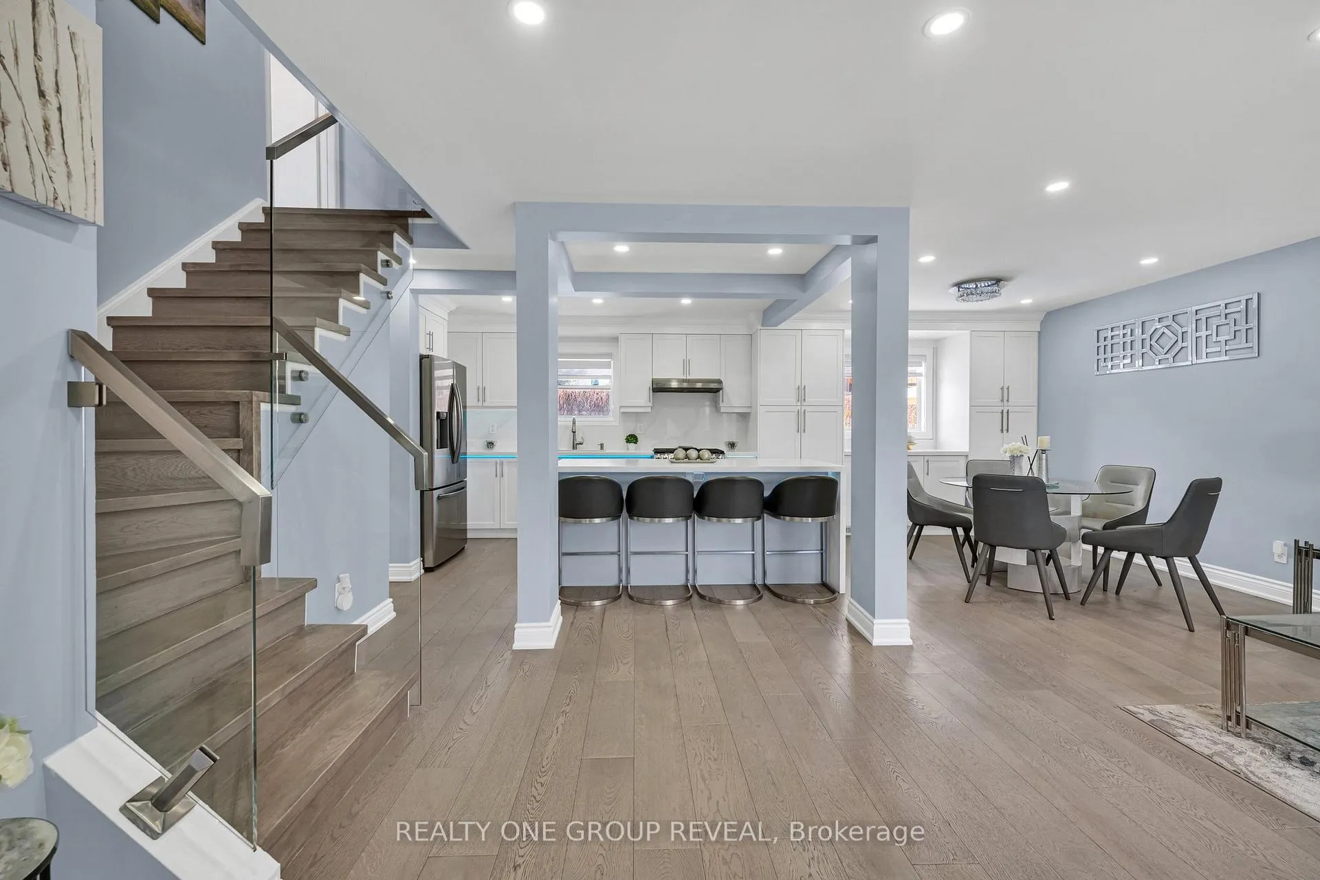 Photo 15 of 828 White Ash Drive, Whitby, Williamsburg — HOMEH