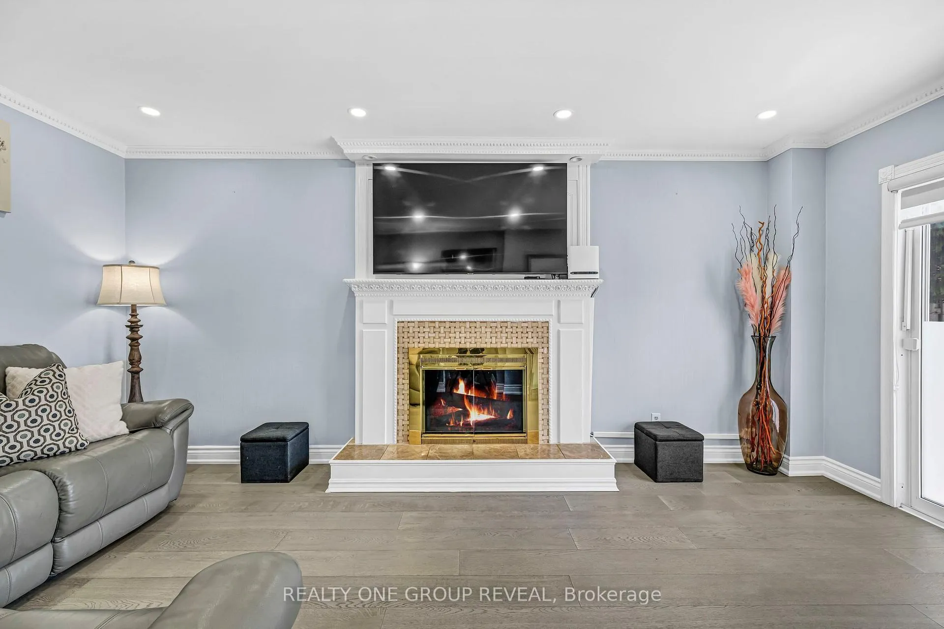 Photo 21 of 828 White Ash Drive, Whitby, Williamsburg — HOMEH