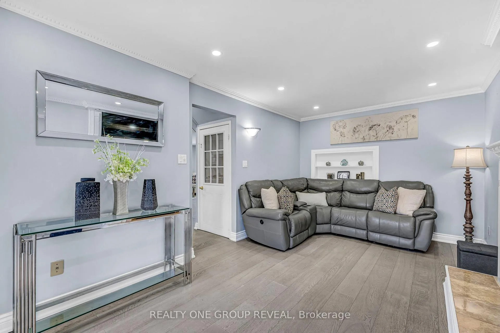 Photo 22 of 828 White Ash Drive, Whitby, Williamsburg — HOMEH