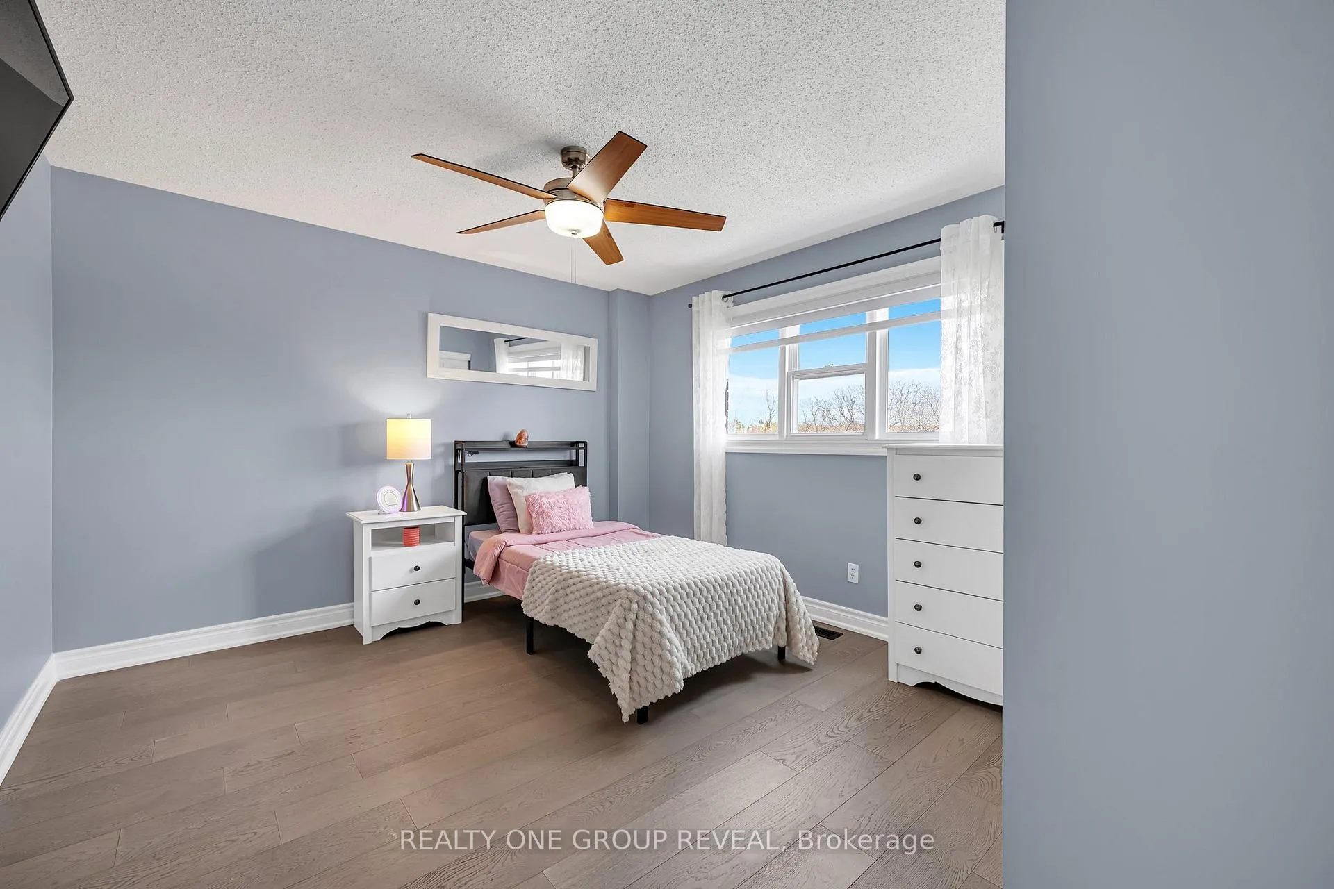 Photo 34 of 828 White Ash Drive, Whitby, Williamsburg — HOMEH