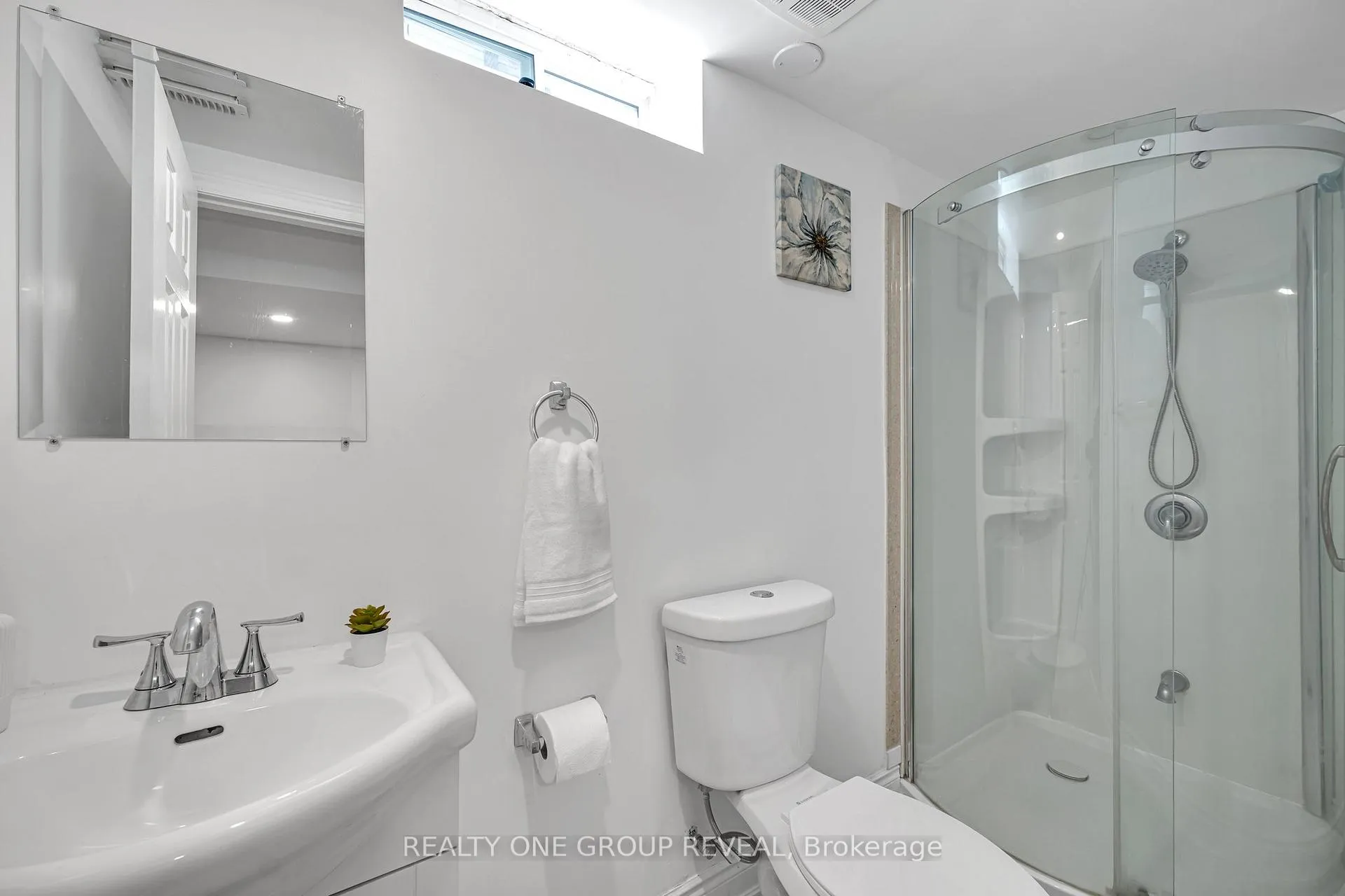Photo 45 of 828 White Ash Drive, Whitby, Williamsburg — HOMEH