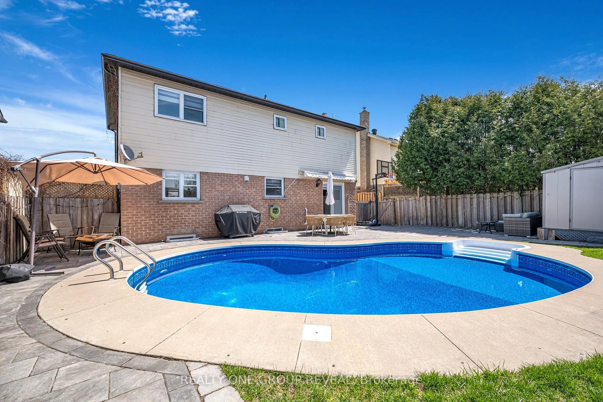 Photo 50 of 828 White Ash Drive, Whitby, Williamsburg — HOMEH