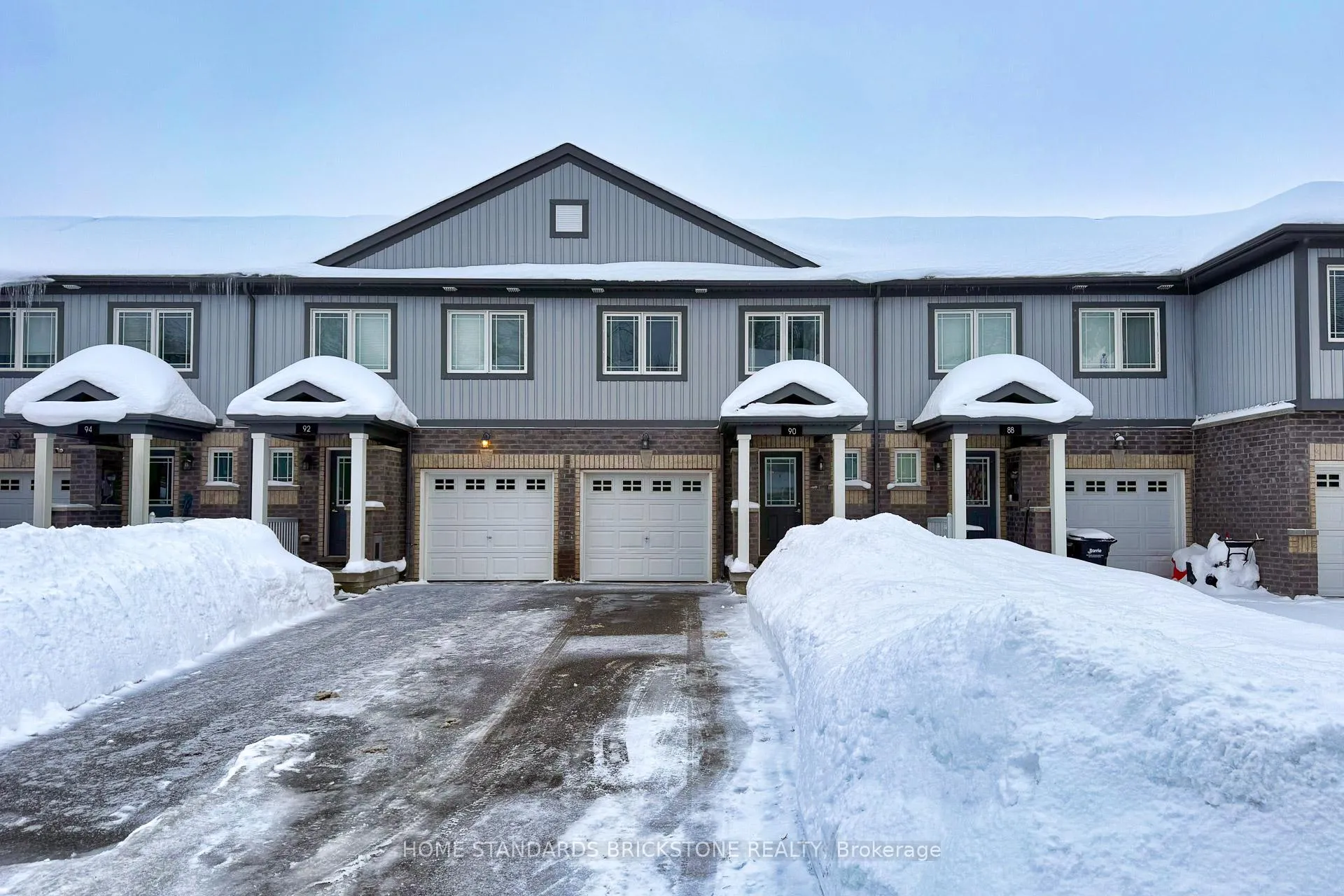 Photo 1 of 90 Frank's Way, Barrie, Allandale — HOMEH