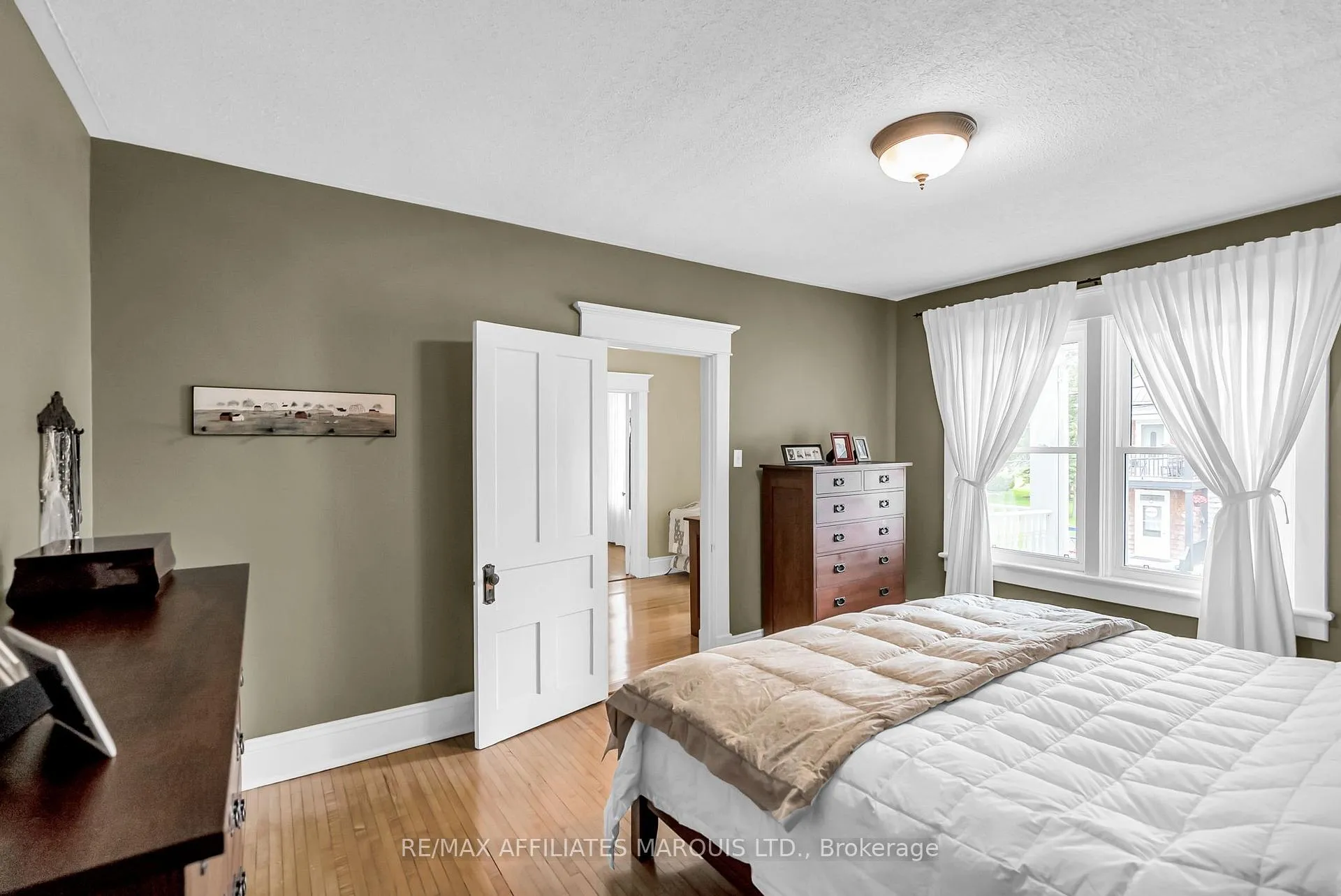 Photo 29 of 21 Peter Street, North Glengarry, Maxville — HOMEH