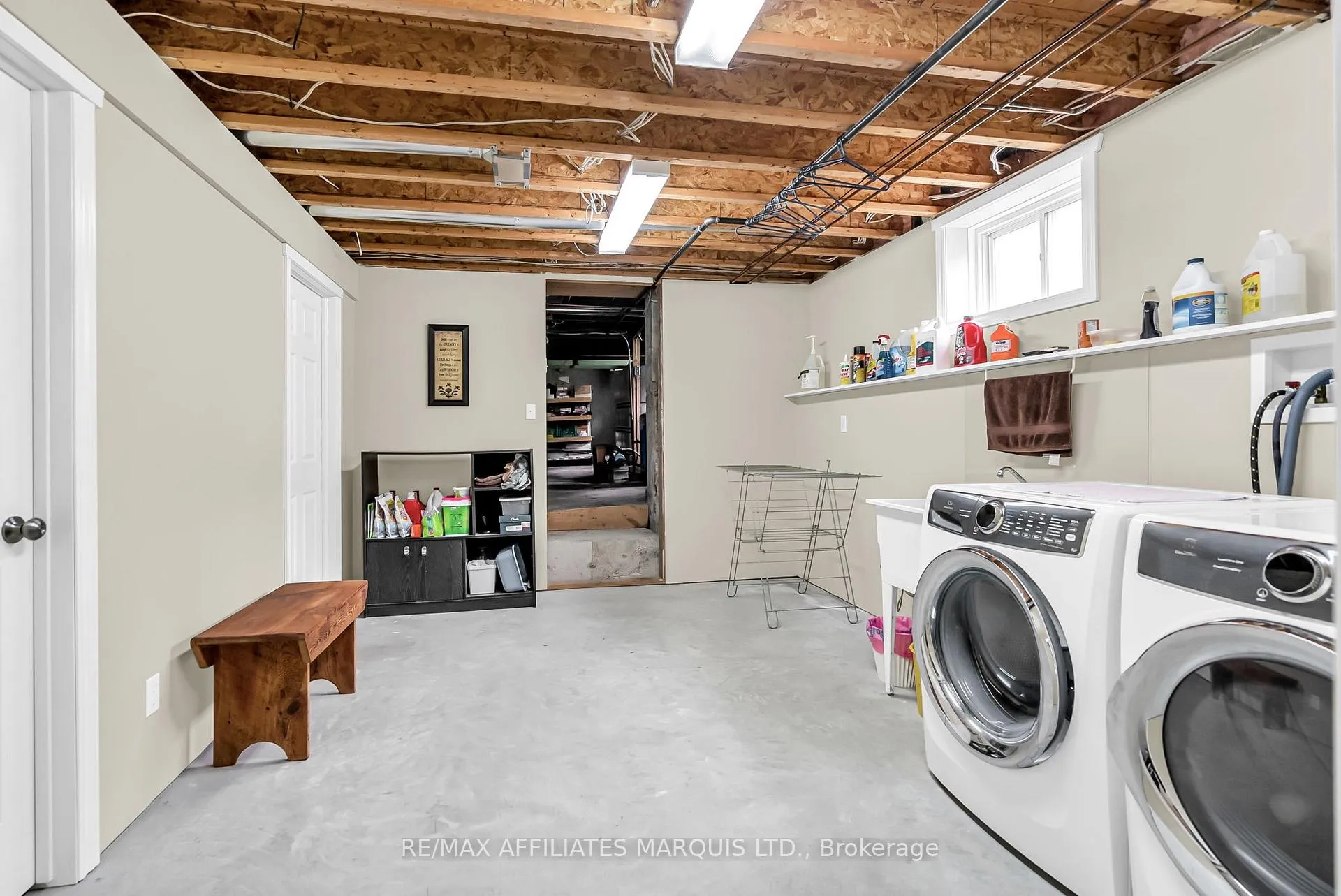 Photo 44 of 21 Peter Street, North Glengarry, Maxville — HOMEH
