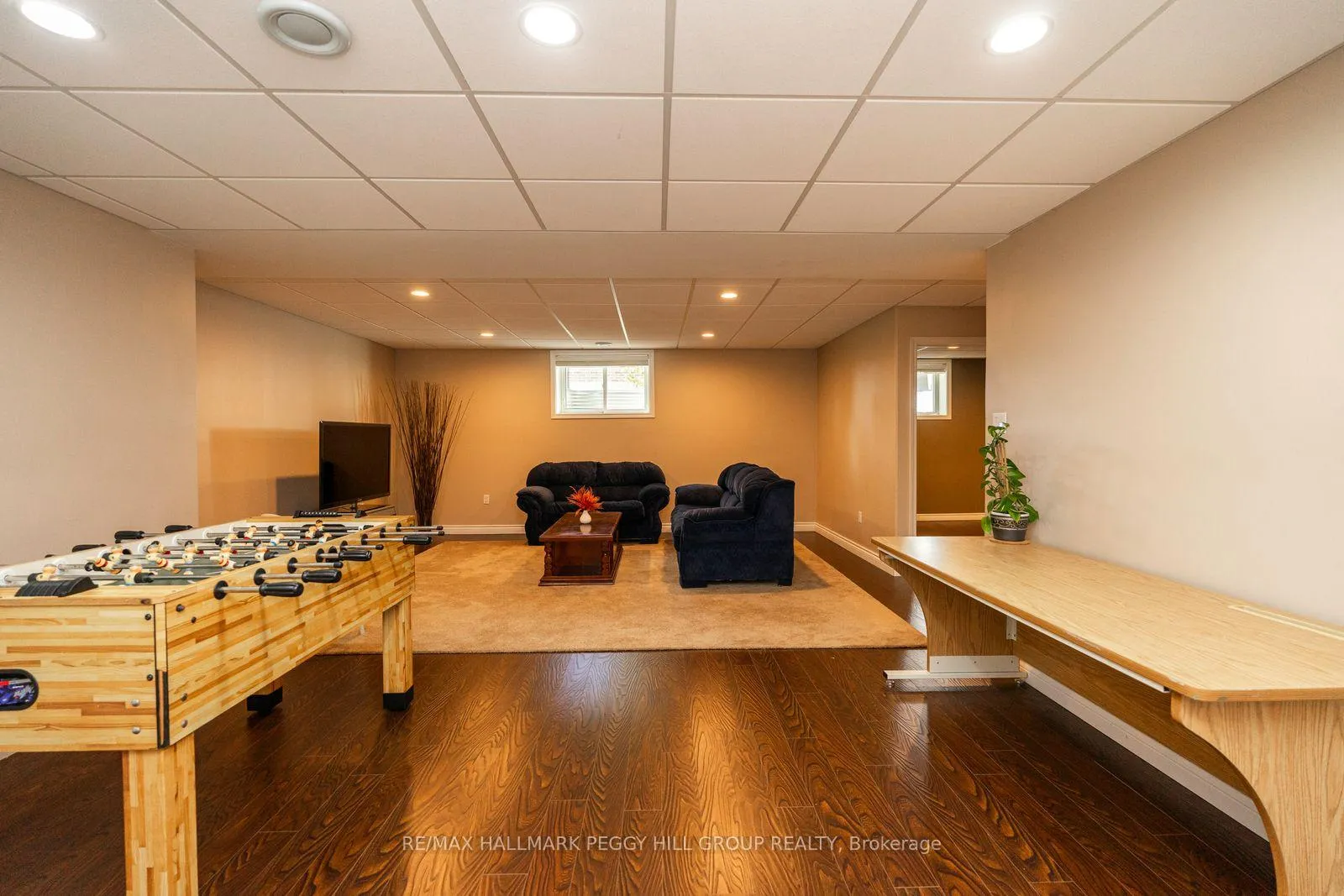 Photo 15 of 222 Glenn Avenue, Innisfil, Stroud — HOMEH