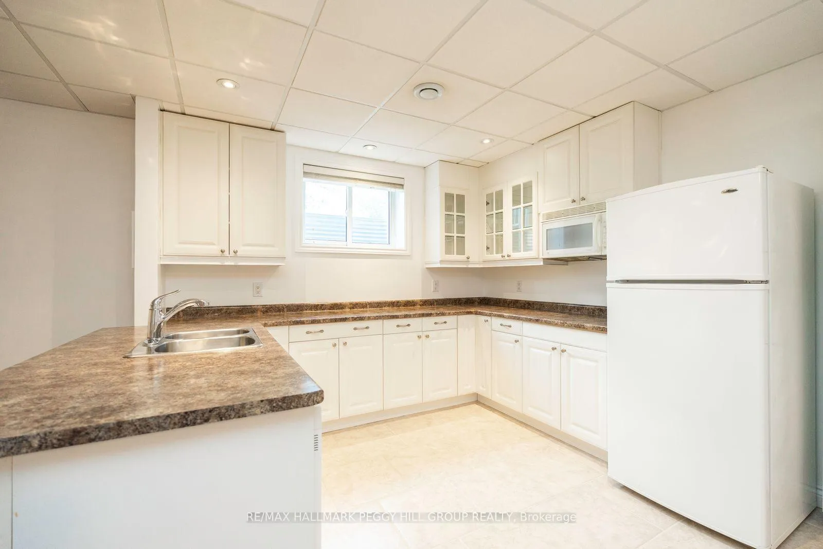 Photo 18 of 222 Glenn Avenue, Innisfil, Stroud — HOMEH