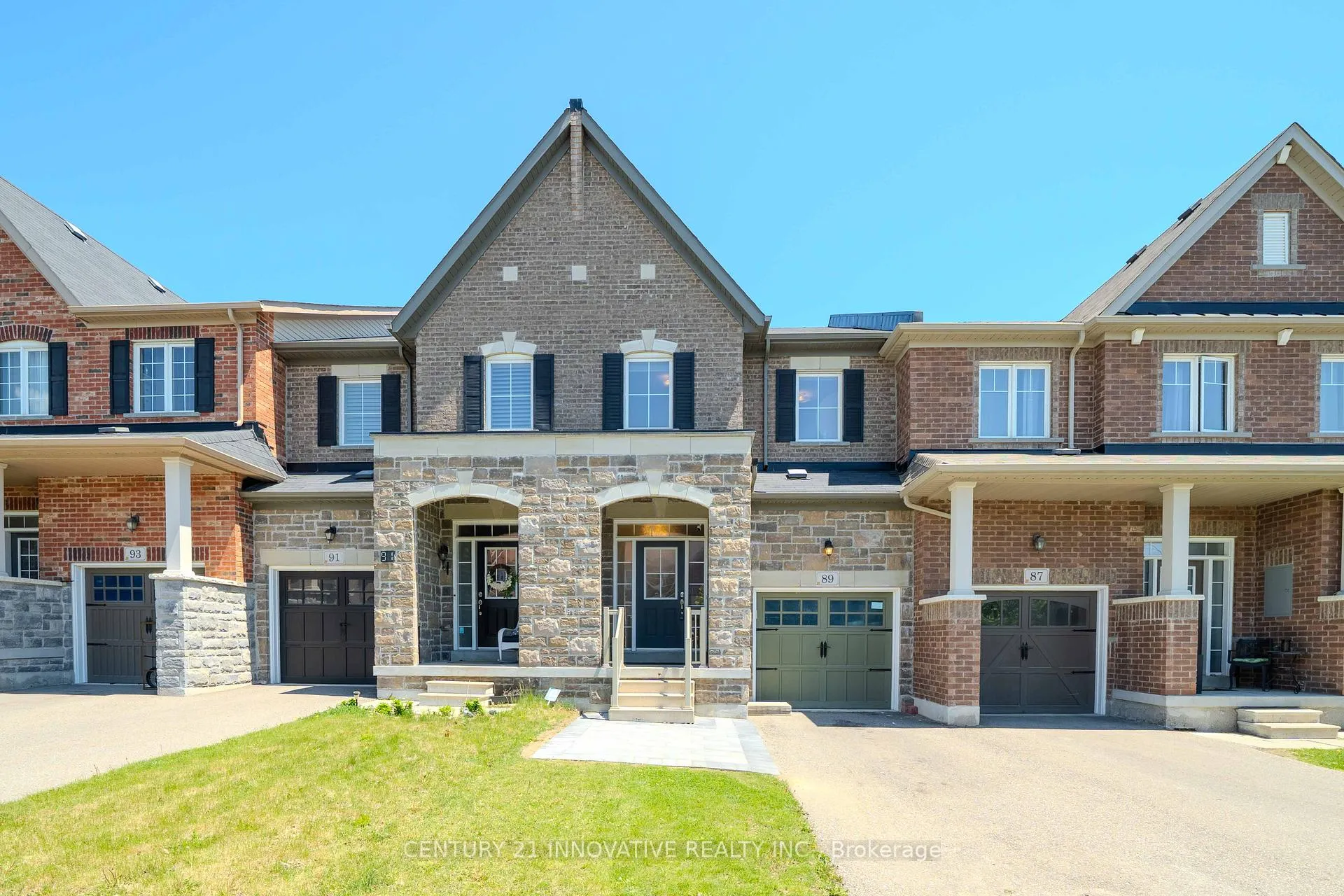 Front of 89 Cathedral Drive