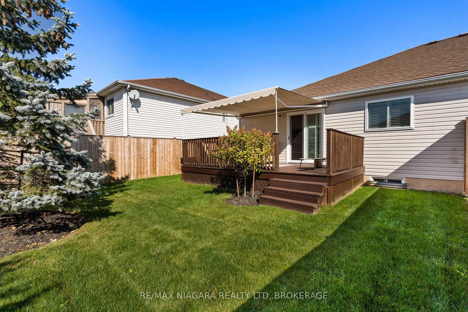 Photo 25 of 208 Autumn Crescent, Welland, West Welland — HOMEH