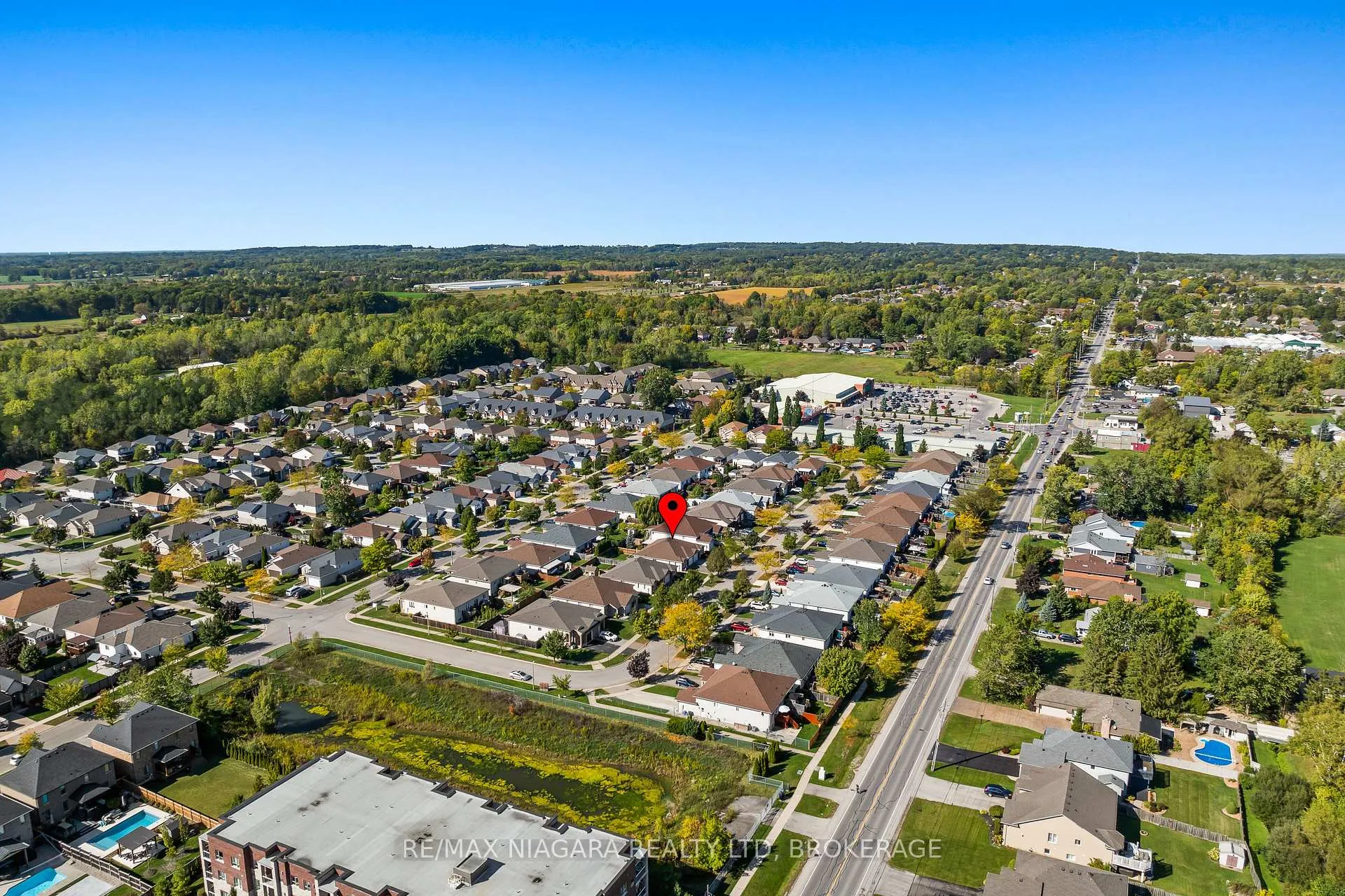 Photo 30 of 208 Autumn Crescent, Welland, West Welland — HOMEH